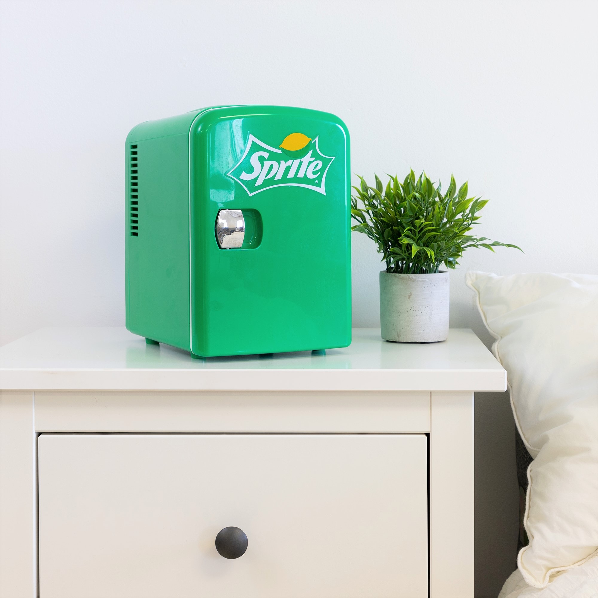 Enfriador/Calentador portátil de 4 L para 6 latas de Coca-Cola Sprite con Mini nevera verde de 0.14 pies cúbicos SPO4