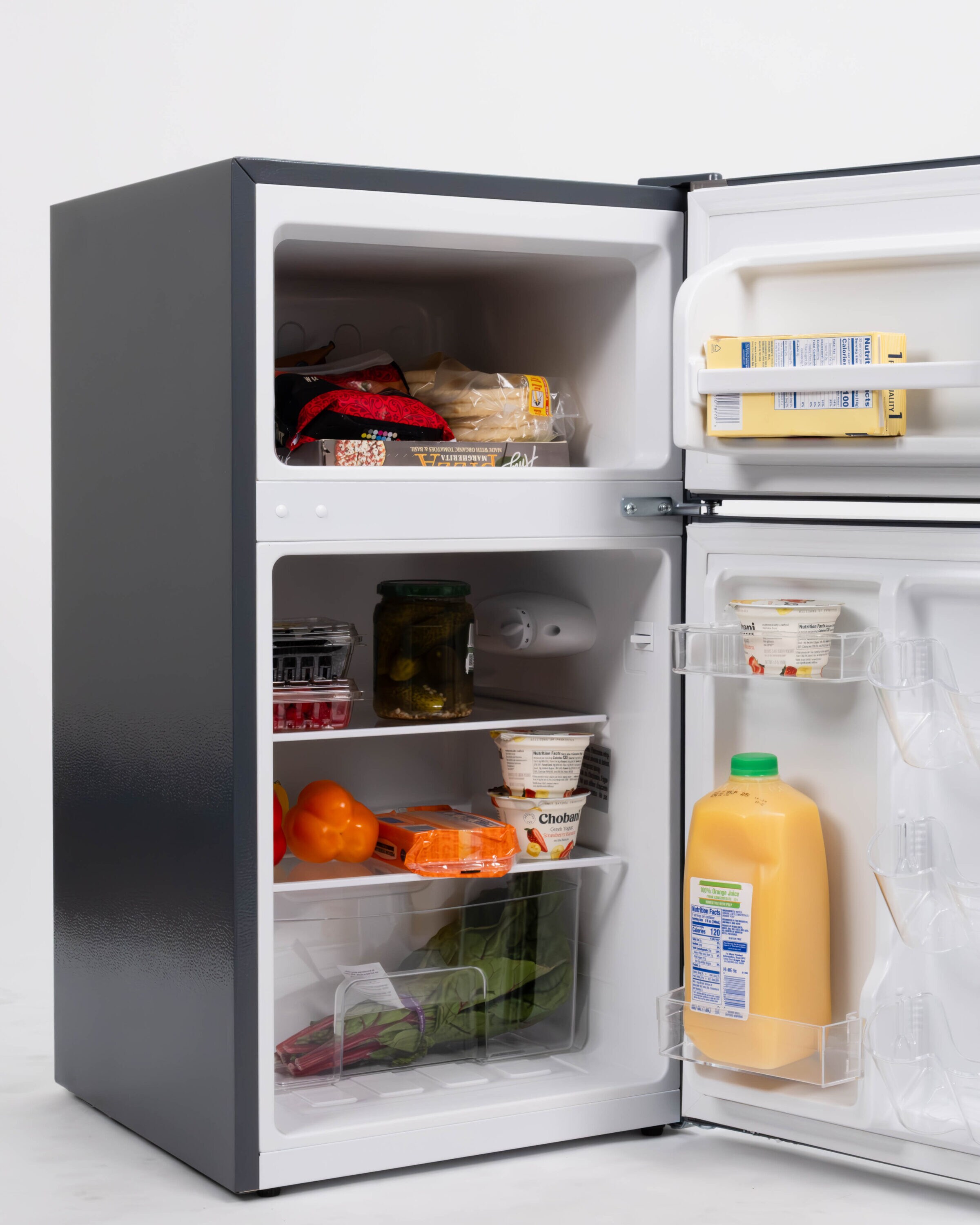 Refrigerador Mini Frigidaire de 3.1 pies cúbicos con congelador (Pizarra Negra) EFR920-SLATE-6COM.