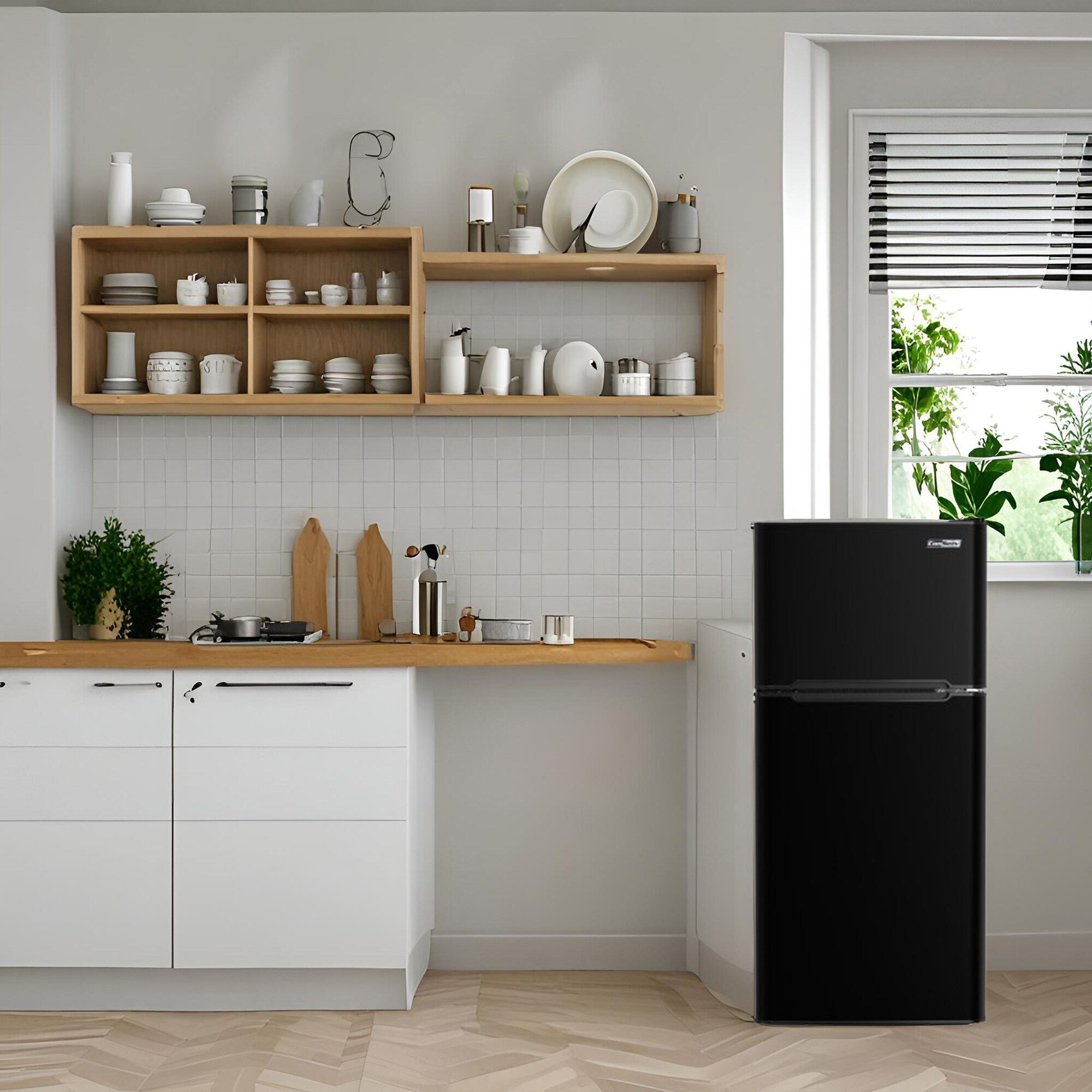 Refrigerador Mini de 4.5 Pies Cúbicos con Congelador (Negro) CRMF 4502 NEGRO