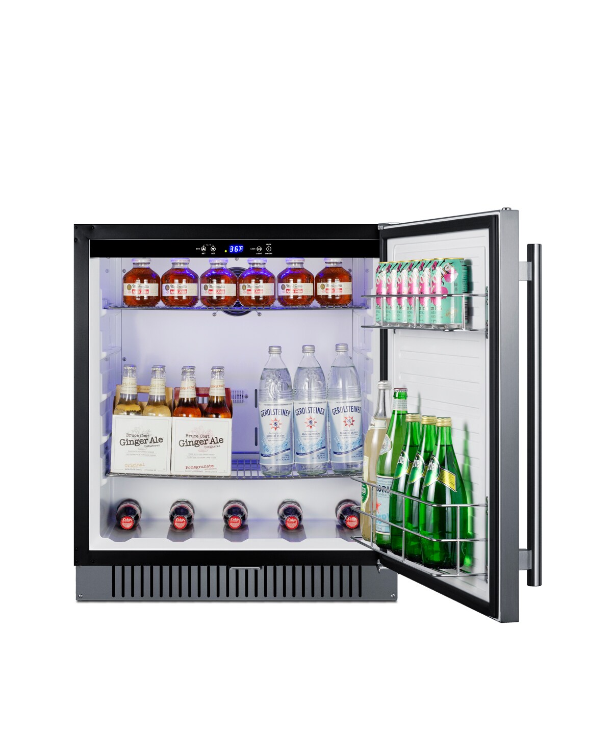 Refrigerador empotrado de 4.98 pies cúbicos (puerta de acero inoxidable y gabinete negro) listo para el garaje FF27BSSADA de Summit Appliance.