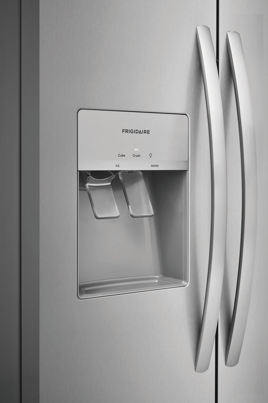 Refrigerador Frigidaire de 25.6 pies cúbicos con dispensador de hielo y agua (Acero inoxidable resistente a huellas dactilares) Certificado ENERGY STAR de lado a lado FRSS26L3AF