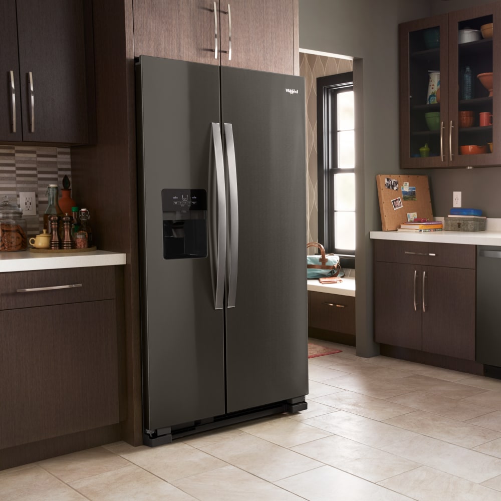 Refrigerador de lado a lado de 24.5 pies cúbicos con fabricador de hielo, dispensador de agua y hielo (Negro Acero Inoxidable Resistente a las Huellas Dactilares) WRS325SDHV