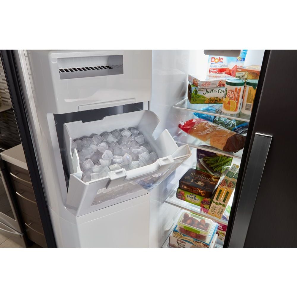 Refrigerador Side by Side Whirlpool de 20.6 pies cúbicos con dispensador de hielo y agua (acero inoxidable negro resistente a huellas) de profundidad de mostrador