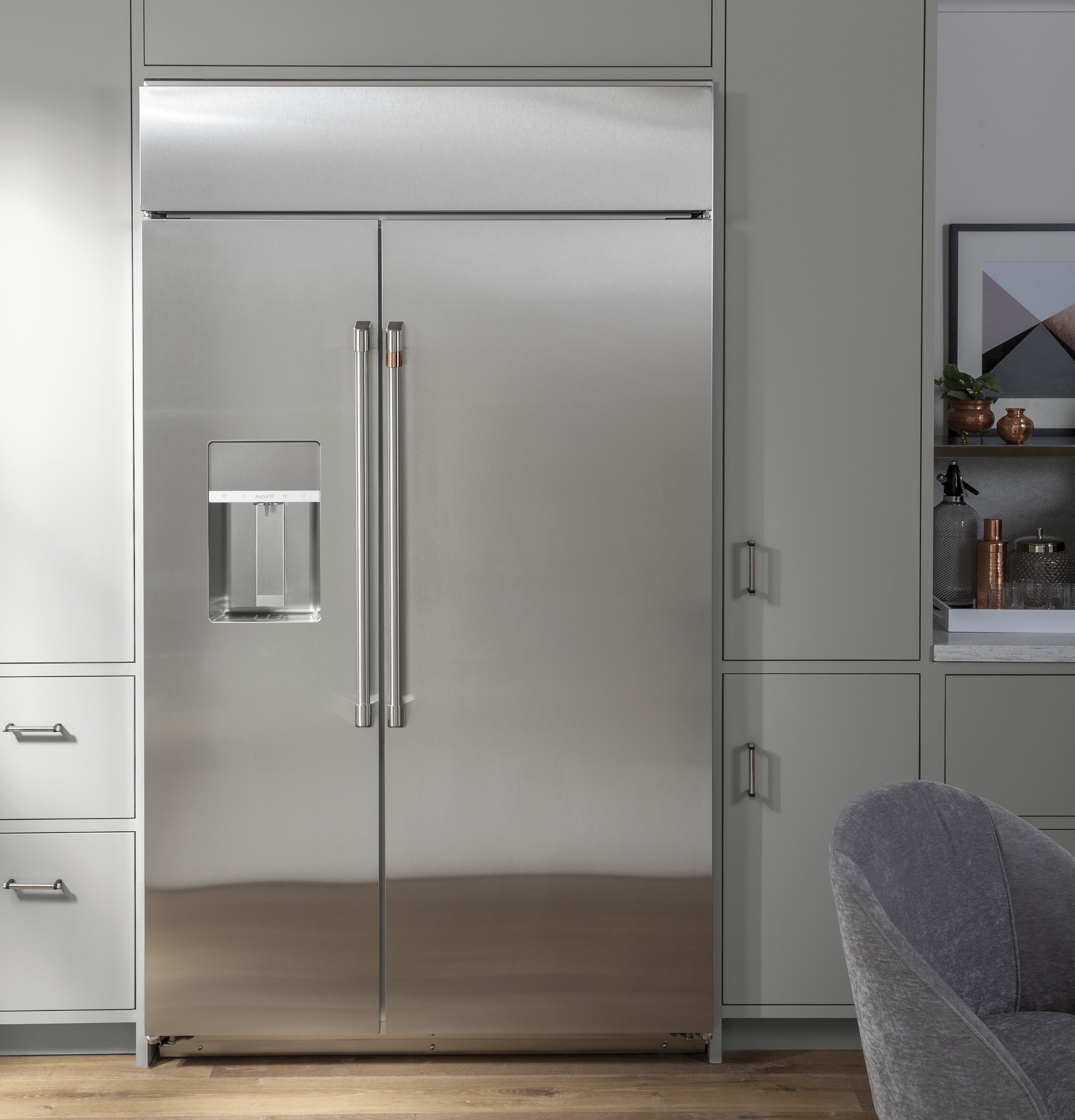 Refrigerador Side-by-Side empotrable de 24.5 pies cúbicos con profundidad de mostrador, compatible con Smart, dispensador de agua y hielo (acero inoxidable)