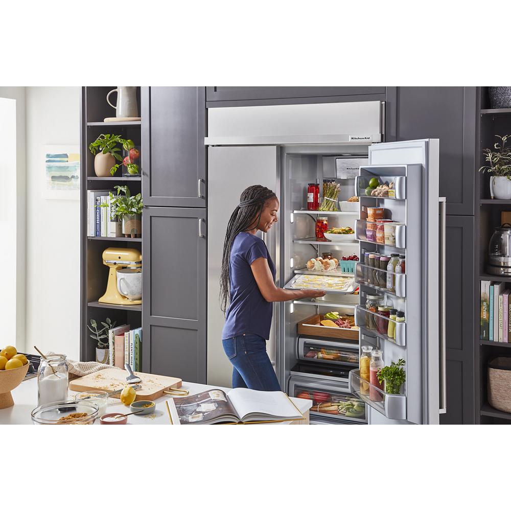 Refrigerador empotrado de 30 pies cúbicos con máquina de hielo de KitchenAid (acero inoxidable con acabado PrintShield) – Estilo Lado a Lado de Profundidad de Mostrador