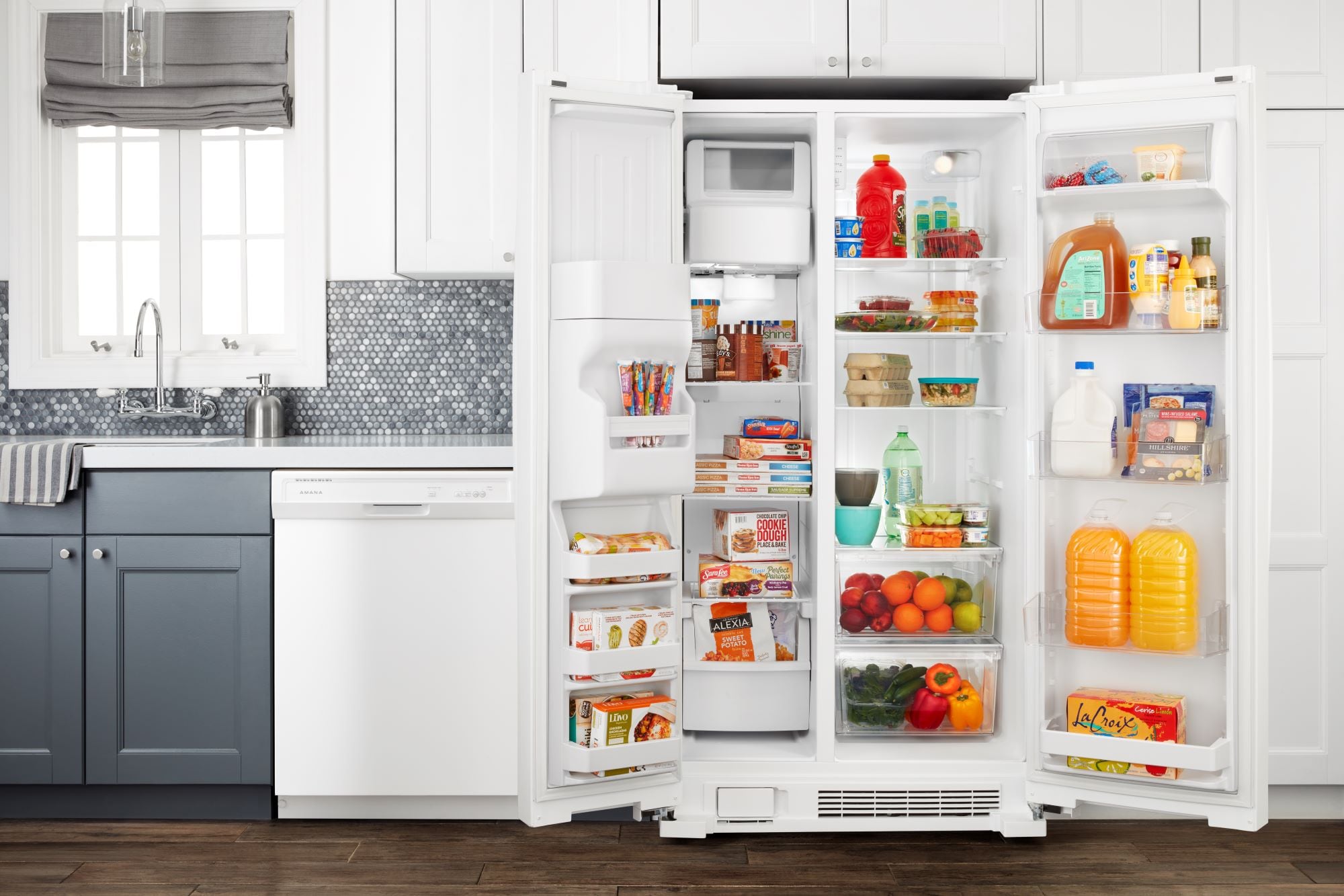 Refrigerador Amana de 21.4 pies cúbicos con despachador de hielo y agua en lado a lado (Blanco) ASI2175GRW