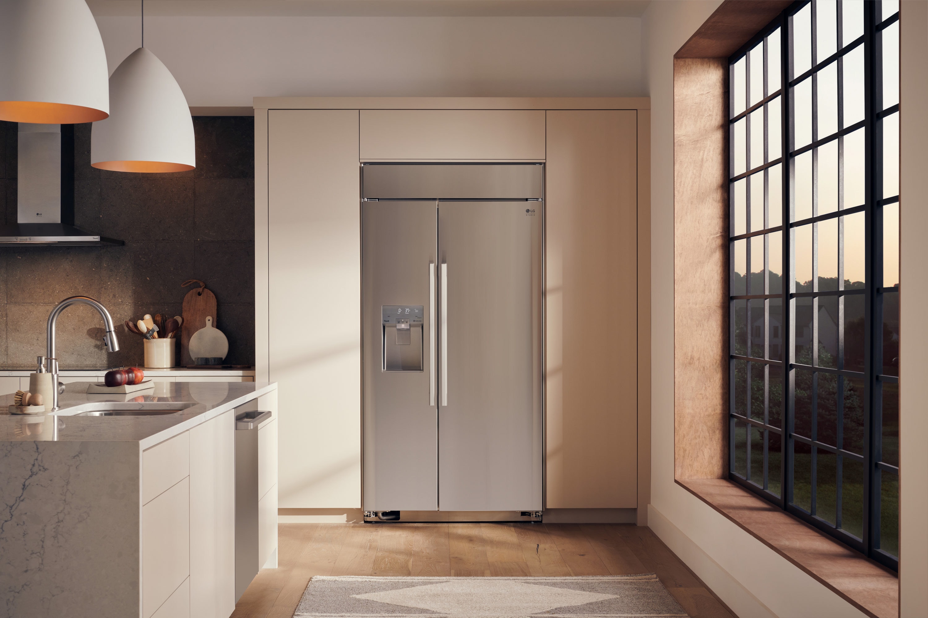 Refrigerador empotrable de puerta a puerta de 25.6 pies cúbicos de LG STUDIO con inteligencia integrada y compatible con fabricador de hielo, dispensador de agua y hielo (Acero inoxidable)