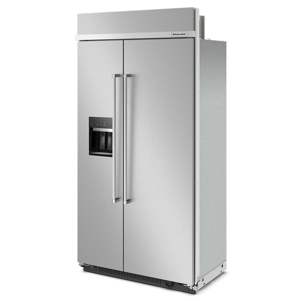 Refrigerador KitchenAid de 25.1 pies cúbicos estilo Side-by-Side empotrado con máquina de hielo, dispensador de agua y hielo (acero inoxidable con acabado PrintShield) Certificado ENERGY STAR KBSD702MPS