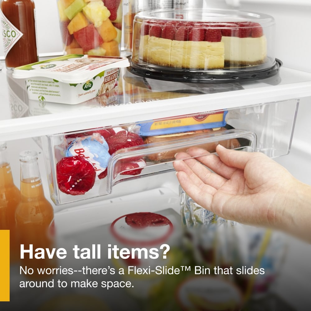 Refrigerador Whirlpool con cajón de almacenamiento flexible de 17.6 pies cúbicos y congelador superior (acero metálico resistente a huellas dactilares)