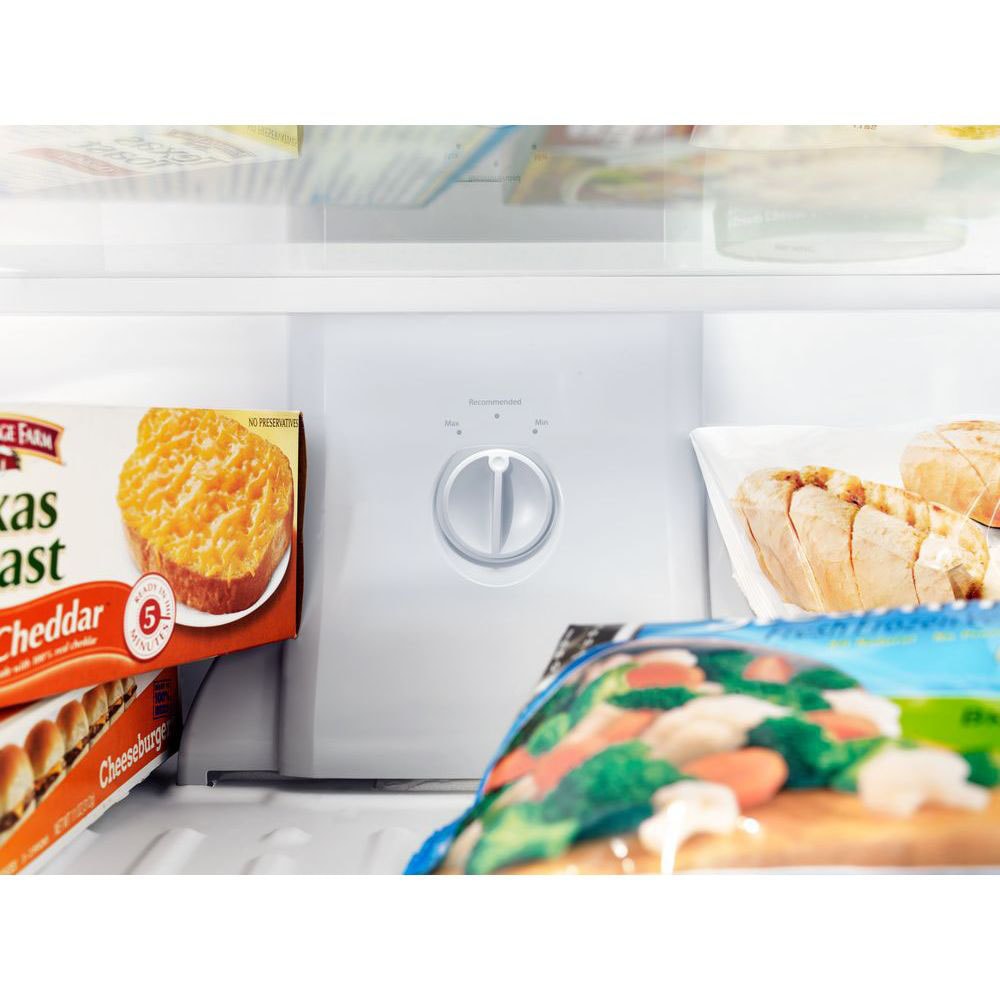 Refrigerador de 21.3 pies cúbicos con congelador superior resistente a huellas dactilares en acero inoxidable negro certificado por ENERGY STAR - Whirlpool WRT541SZHV