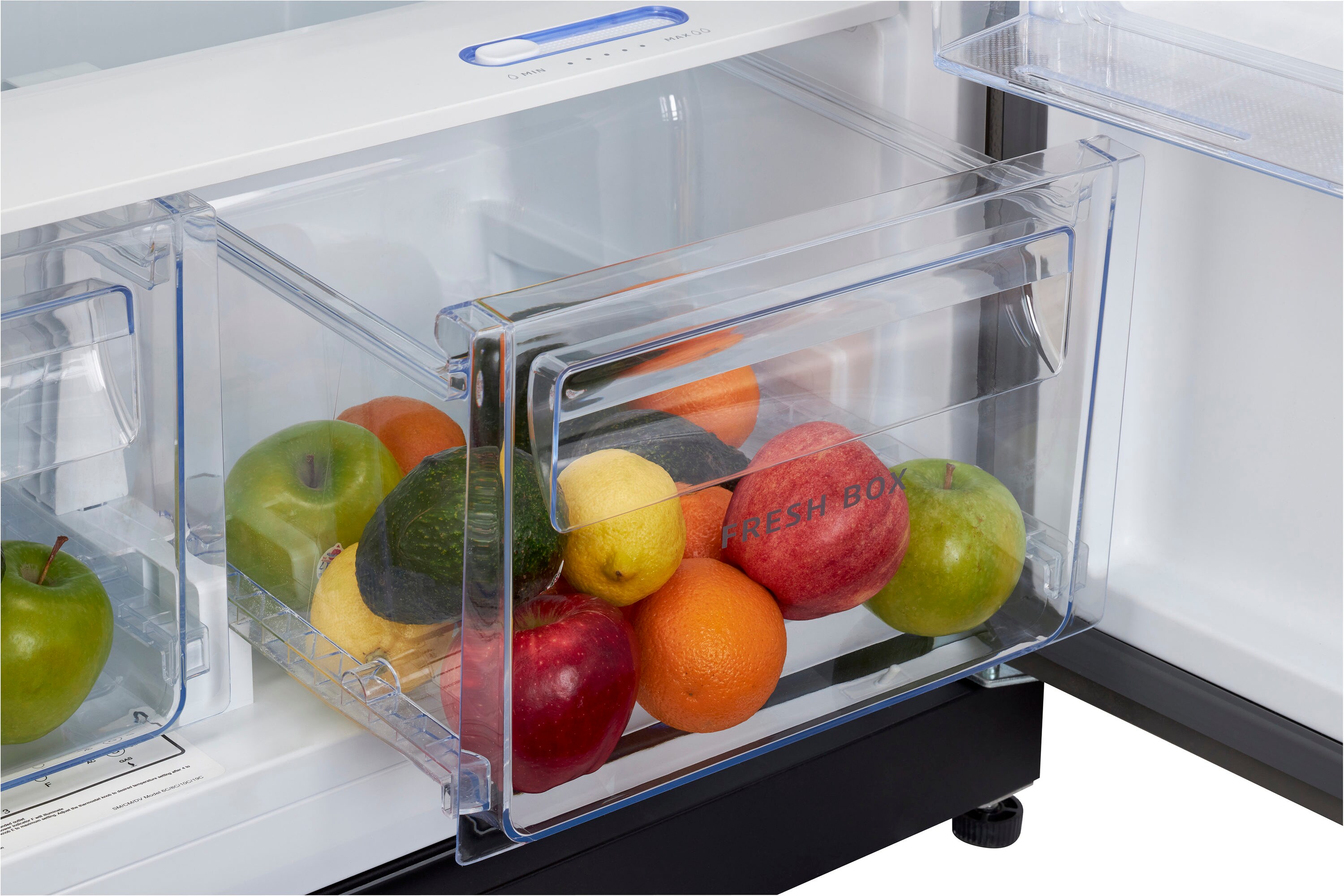 Refrigerador ÚNICO Off-Grid de 19 pies cúbicos con congelador superior (Negro) UGP-19C SM B