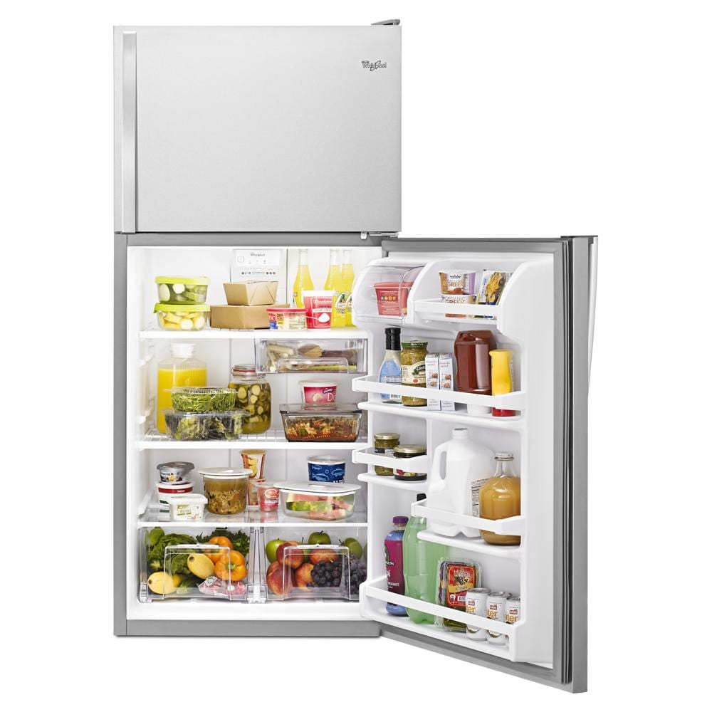 Refrigerador de 18.2 pies cúbicos con congelador superior de acero inoxidable de Whirlpool.