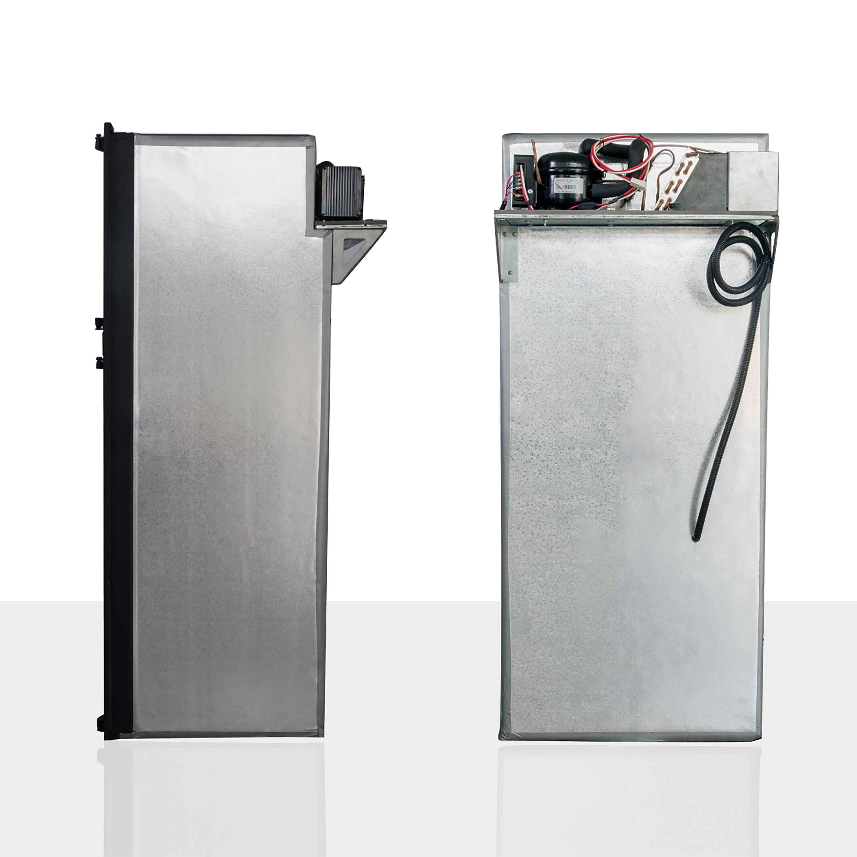 Refrigerador empotrado de acero inoxidable de 10 pies cúbicos de profundidad de mostrador con congelador superior Equator Advanced Appliances RF 1012 DC S