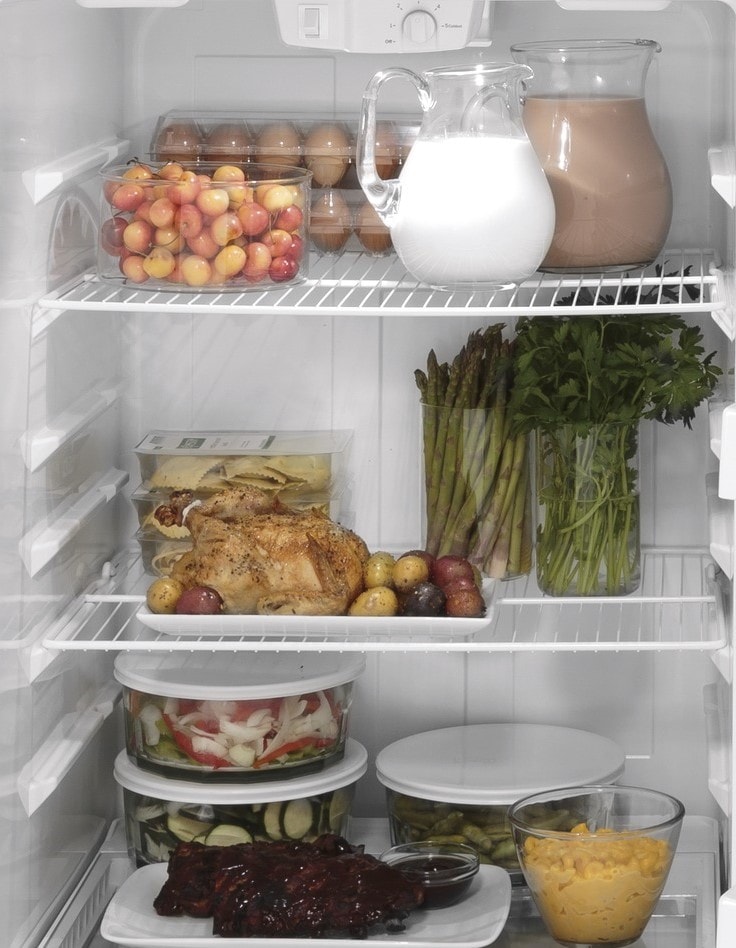 Refrigerador con congelador superior de 17.5 pies cúbicos con fabricador de hielo (blanco) certificado ENERGY STAR