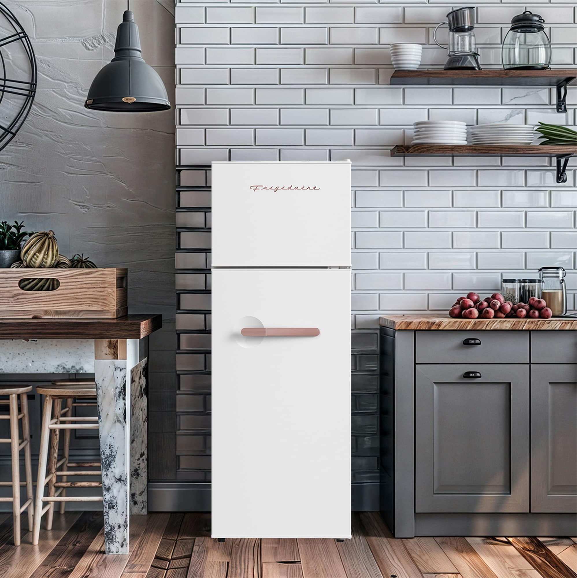 Refrigerador Frigidaire de 7.5 pies cúbicos de profundidad de mostrador con congelador superior (Blanco) EFR768-RG Blanco