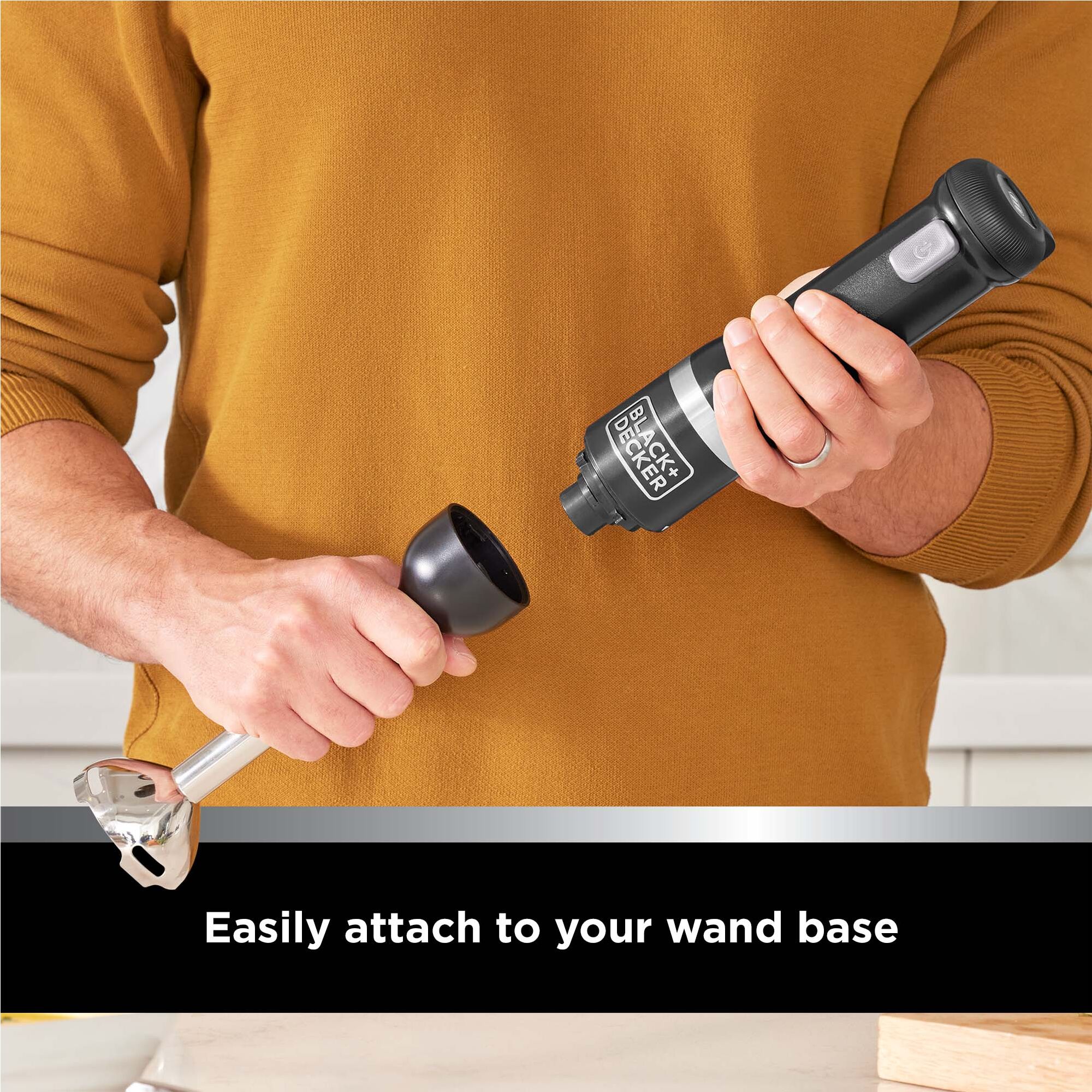 Licuadora de inmersión BLACK+DECKER de 5 velocidades y 220 watts con tarro accesorio (negro)