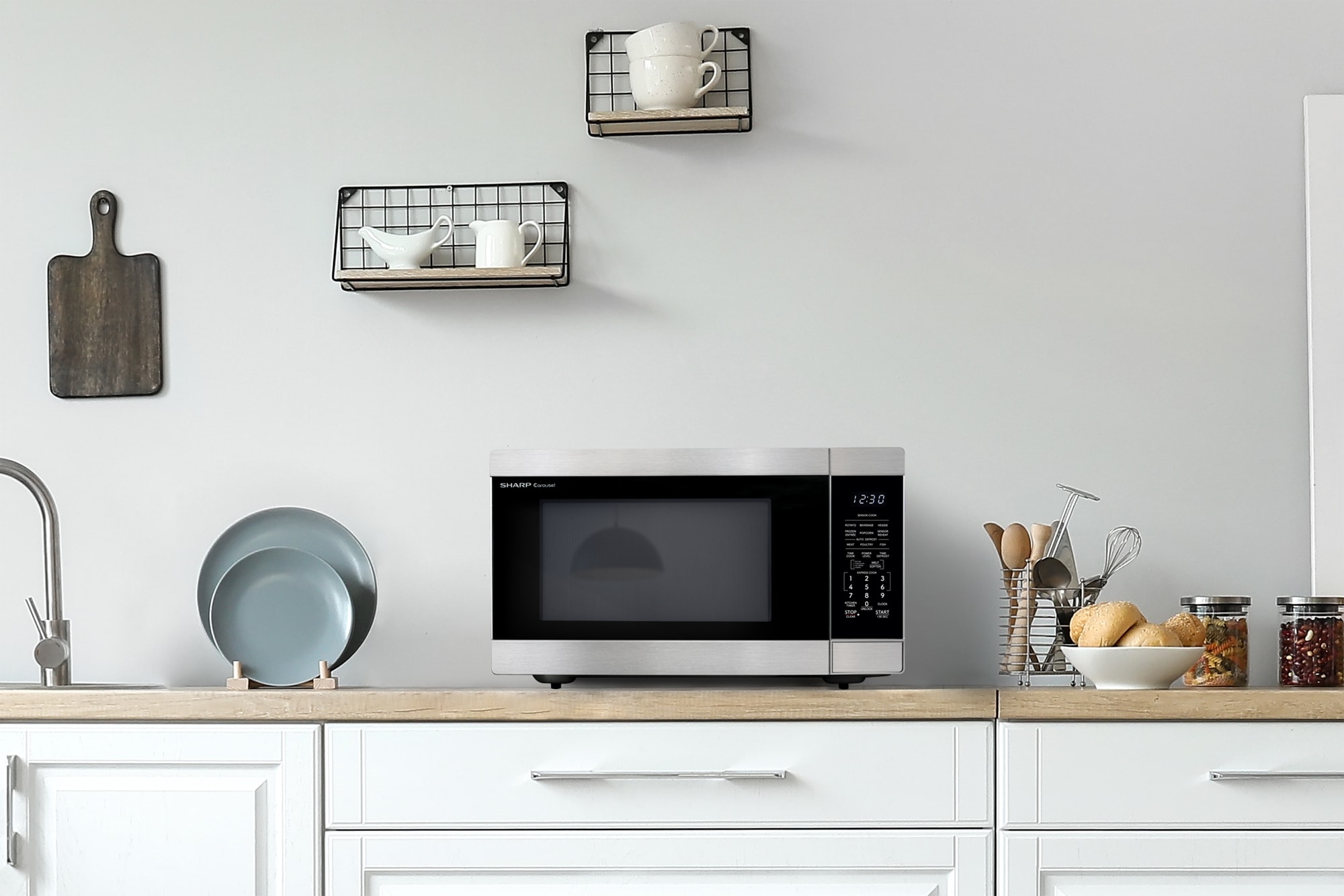 Horno de Microondas de Encimera de Acero Inoxidable de Gran Capacidad de 2.2 pies cúbicos (más de 1.5 pies cúbicos) y 1200 watts con Controles de Cocina con Sensor Sharp SMC2265KS