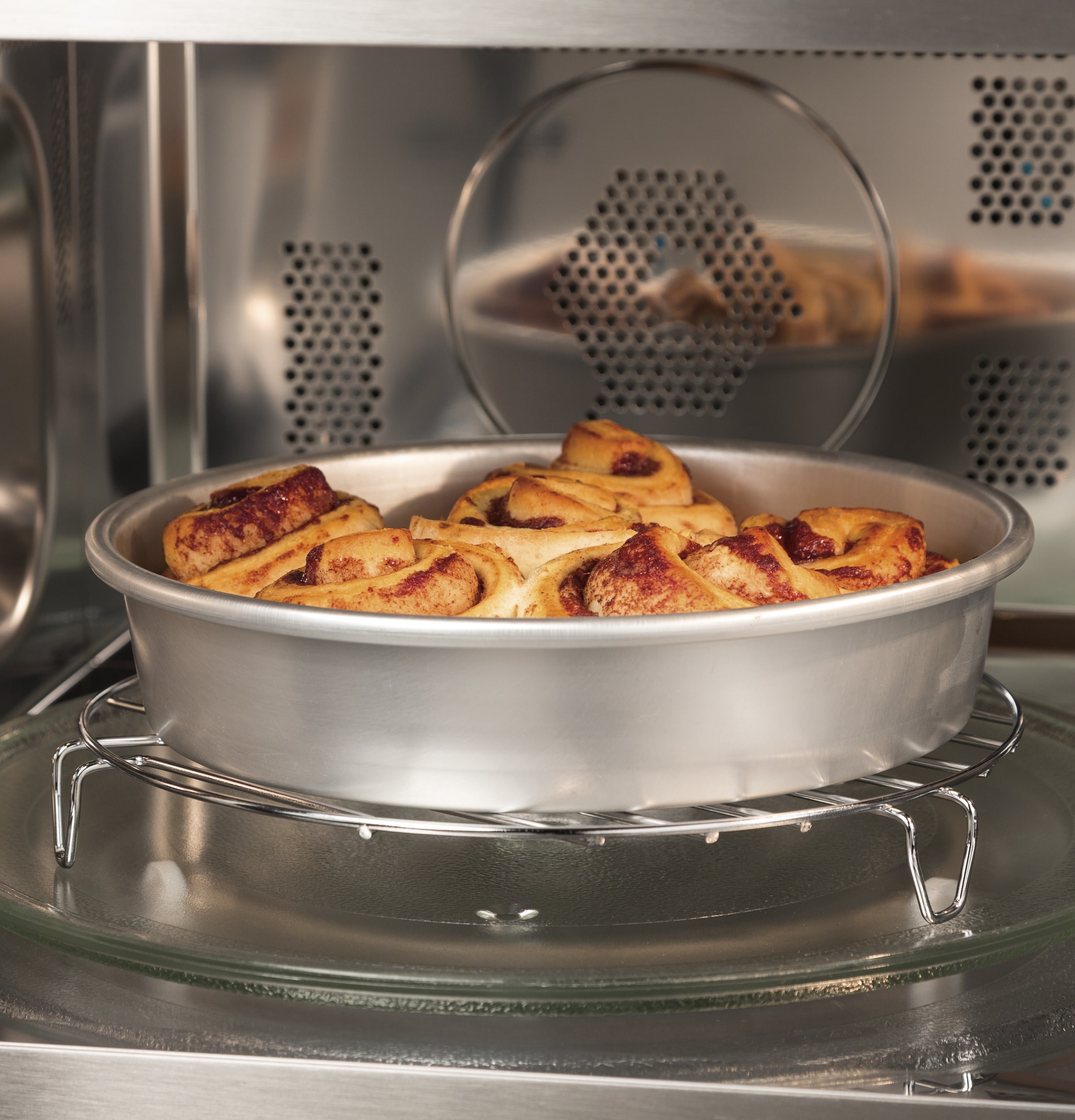 Microondas de Convección de Mostrador GE Profile de 1.5 pies cúbicos (Más de 1.5 pies cúbicos) de Acero Inoxidable con Controles Sensoriales de Cocina de 1000 vatios.