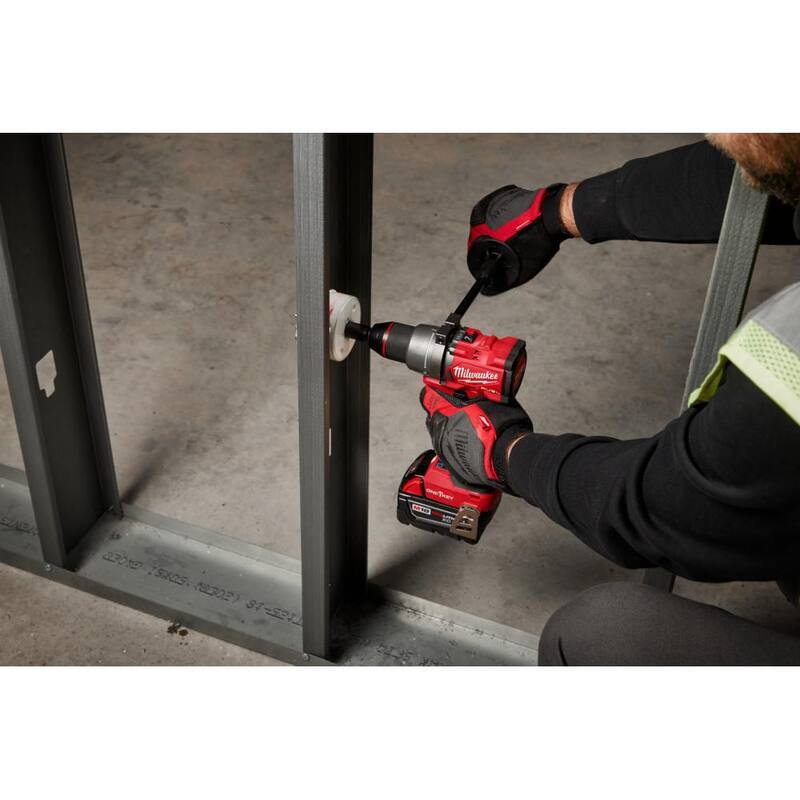 Milwaukee M18 FUEL ONE-KEY Taladro/Atornillador Percutor inalámbrico sin escobillas de 18V de 1/2 pulgadas de ion de litio (sólo la herramienta) - 2906-20