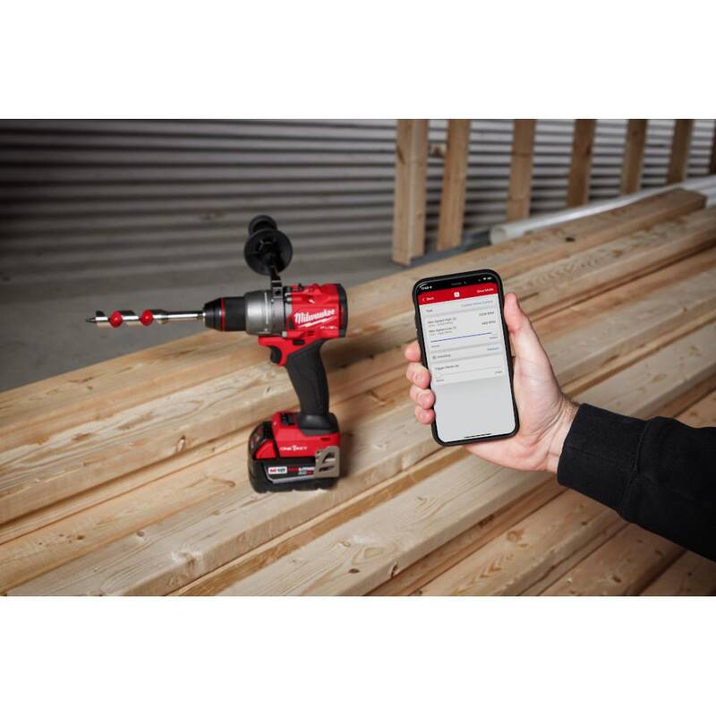 Milwaukee M18 FUEL ONE-KEY Taladro/Atornillador Percutor inalámbrico sin escobillas de 18V de 1/2 pulgadas de ion de litio (sólo la herramienta) - 2906-20