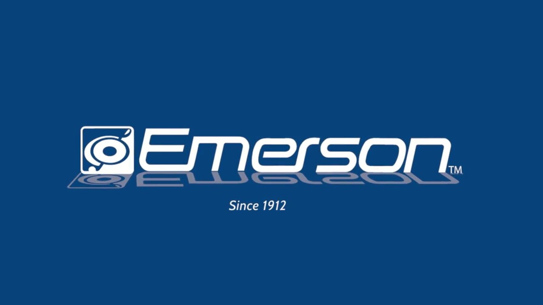 Microondas de encimera Emerson de 0.9 pies cúbicos (menos de 1.5 pies cúbicos) y 900 vatios (plata) MW9005SS