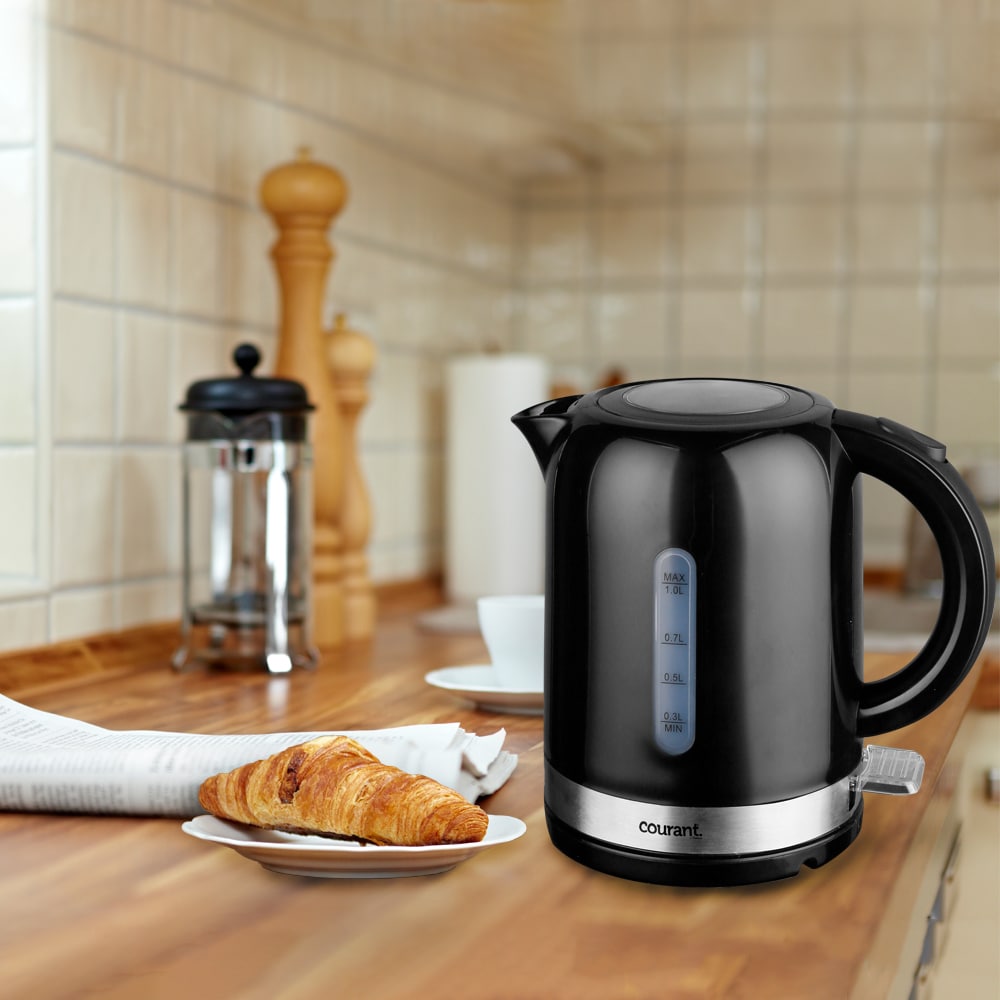Hervidora eléctrica digital negra Courant de 4 tazas con apagado automático