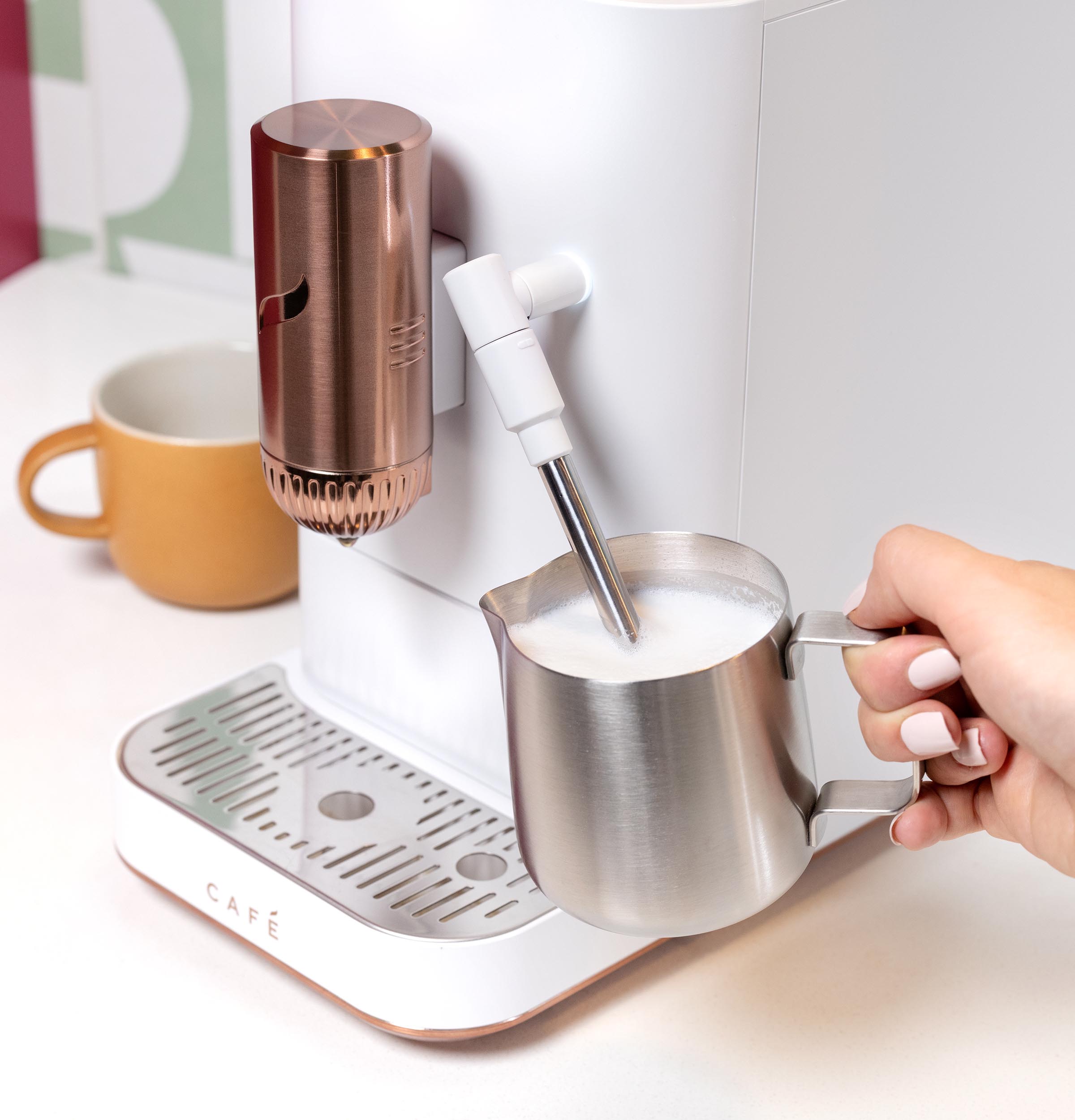 Cafetera Express de Acero Inoxidable Programable con Wi-Fi y Bandeja de Goteo (Blanco Mate)