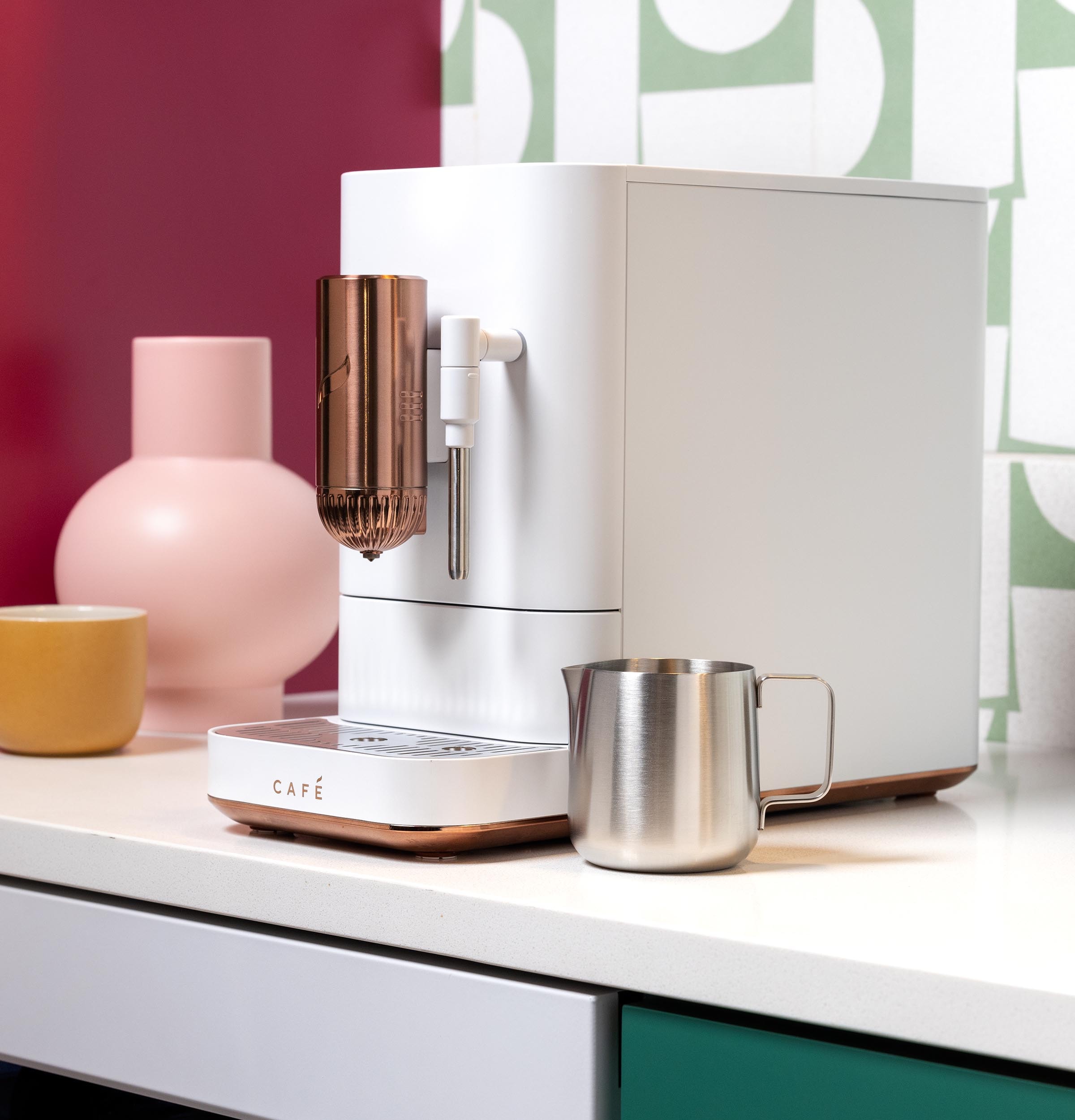 Cafetera Express de Acero Inoxidable Programable con Wi-Fi y Bandeja de Goteo (Blanco Mate)