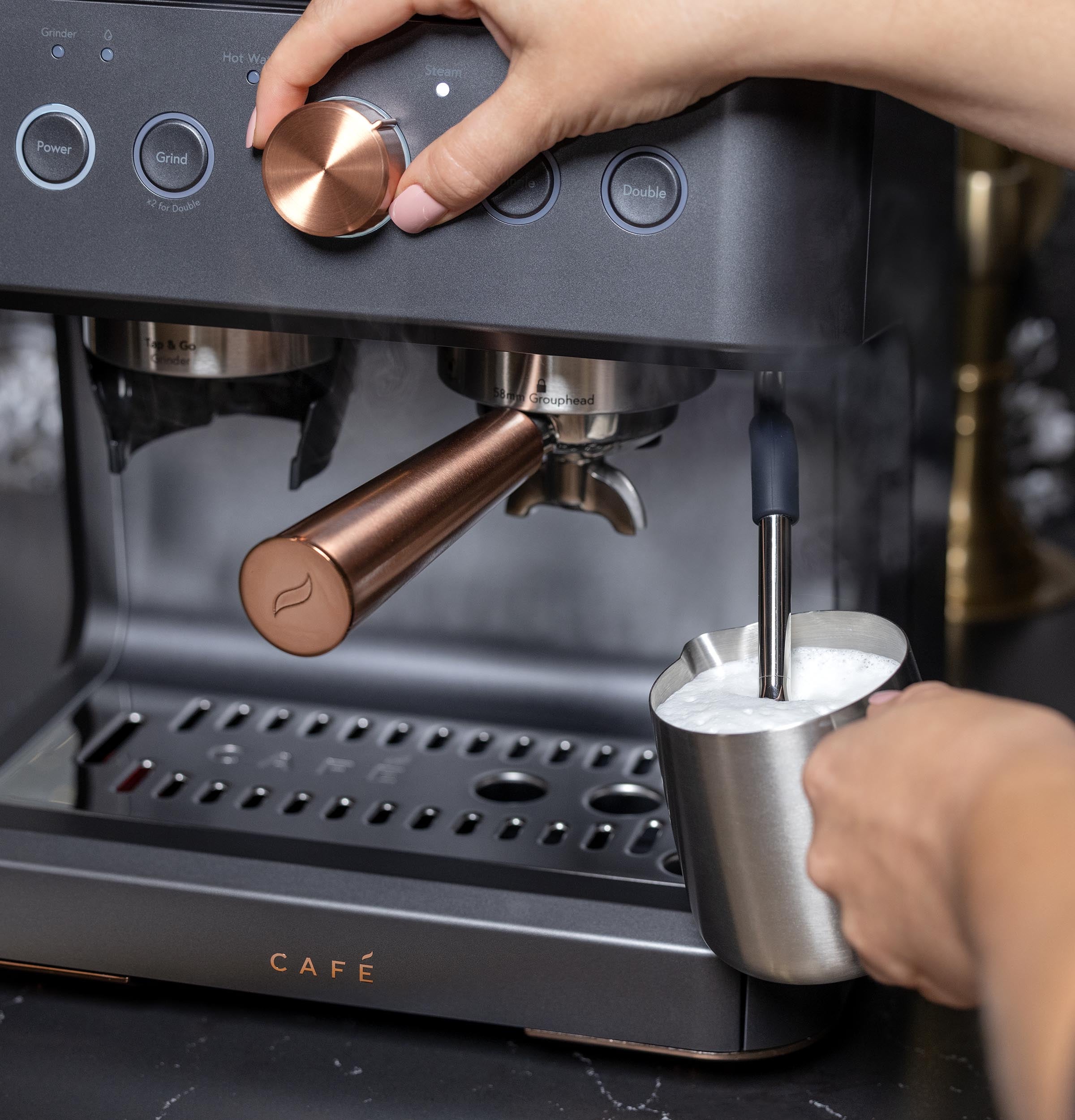 Máquina de Espresso Bellissimo Semiautomática de Acero Inoxidable Programable con Wi-Fi y Bandeja de Goteo (Negro Mate)