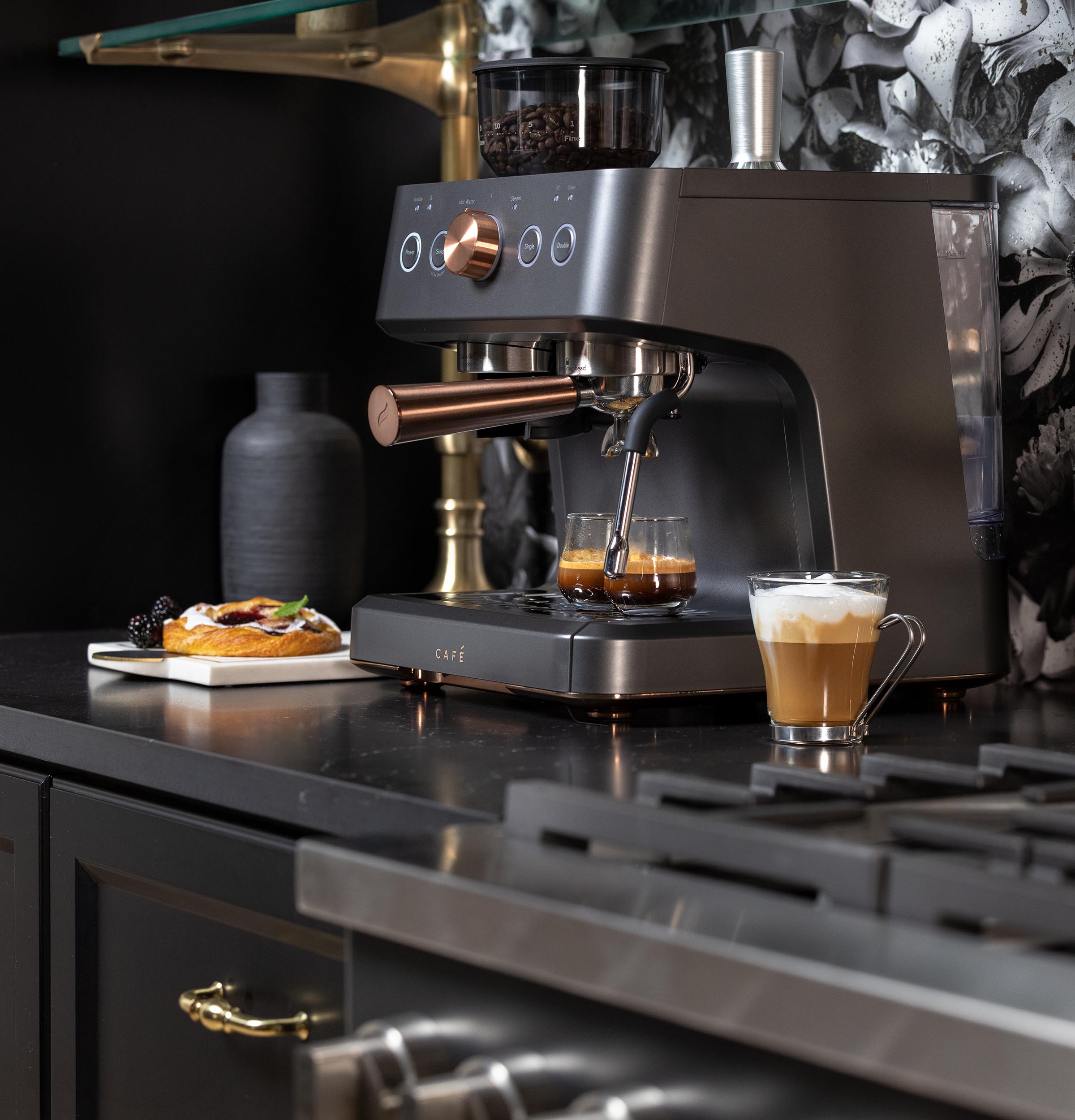 Máquina de Espresso Bellissimo Semiautomática de Acero Inoxidable Programable con Wi-Fi y Bandeja de Goteo (Negro Mate)