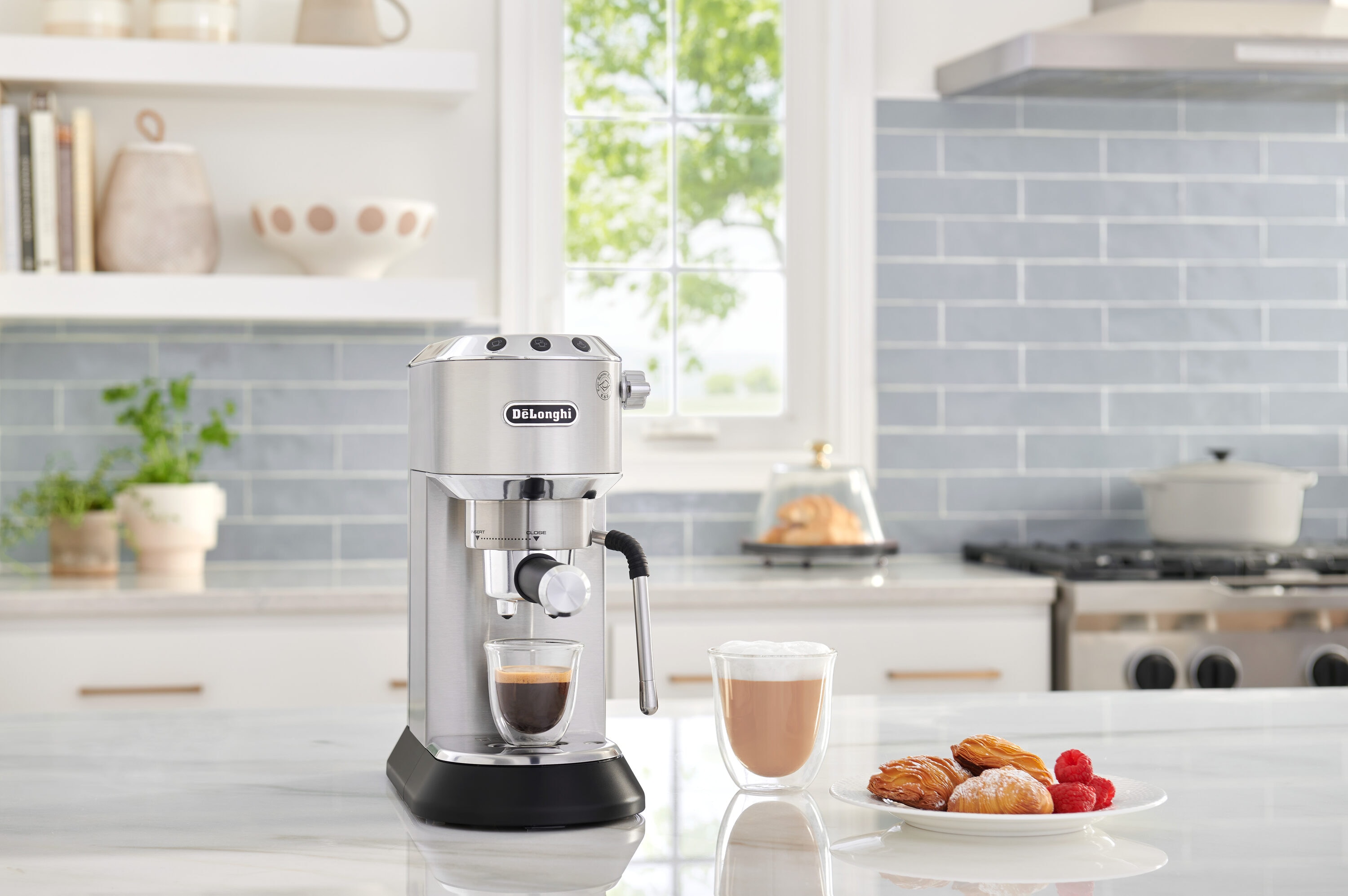 Máquina de Espresso De'Longhi Dedica Arte Manual de Acero Inoxidable con Bandeja de Goteo (Acero Inoxidable) EC885M