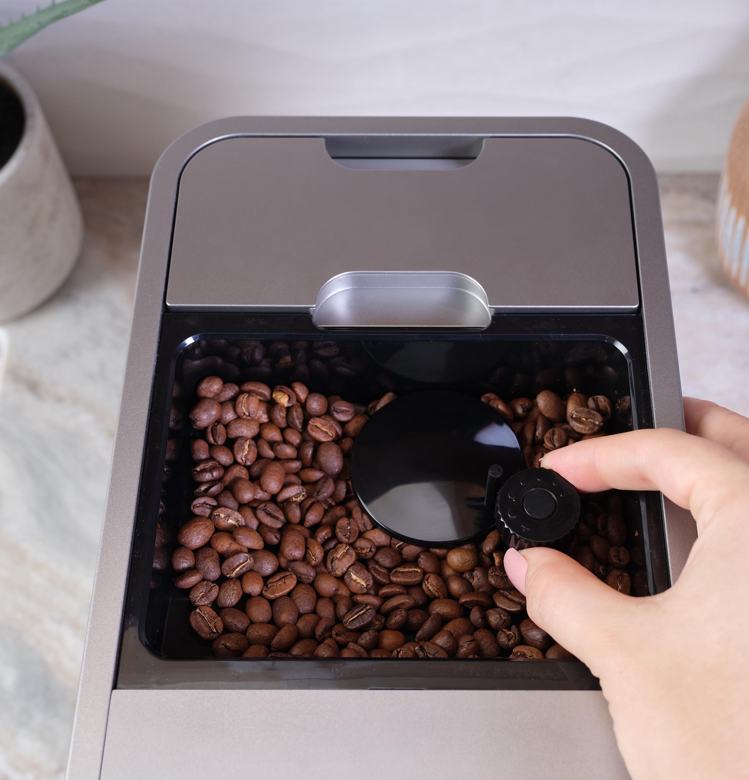 Máquina de Espresso programable con Wi-Fi de acero inoxidable automática Cafe Affetto con bandeja de goteo (plata de acero) C7CEBBS2RS3