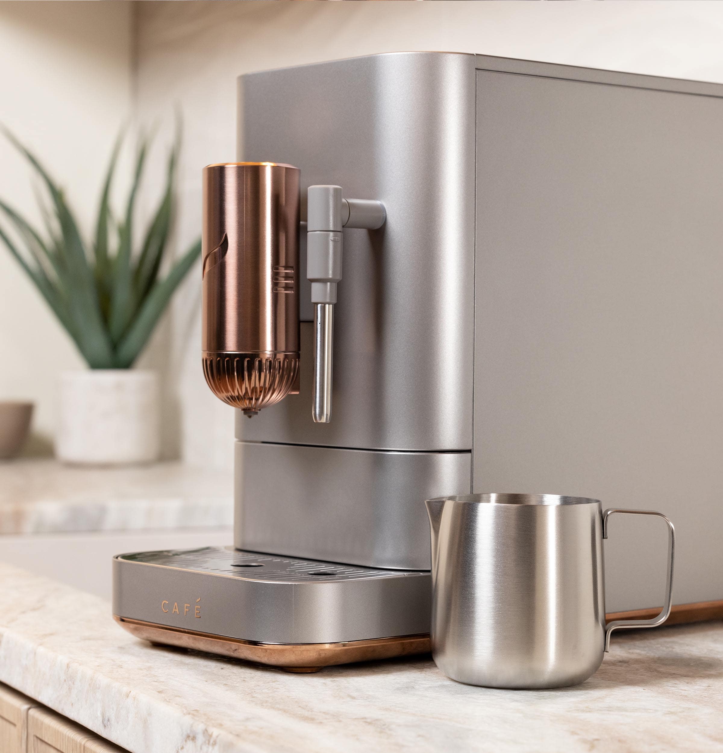 Máquina de Espresso programable con Wi-Fi de acero inoxidable automática Cafe Affetto con bandeja de goteo (plata de acero) C7CEBBS2RS3