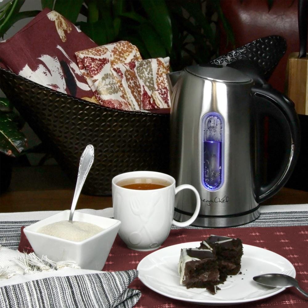 Hervidor eléctrico inalámbrico de acero inoxidable MegaChef de 7 tazas con apagado automático