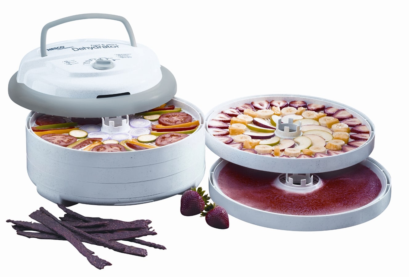 Desidratador de alimentos Nesco de 5 bandejas en color blanco con piezas aptas para lavavajillas (600 vatios) FD-75PR