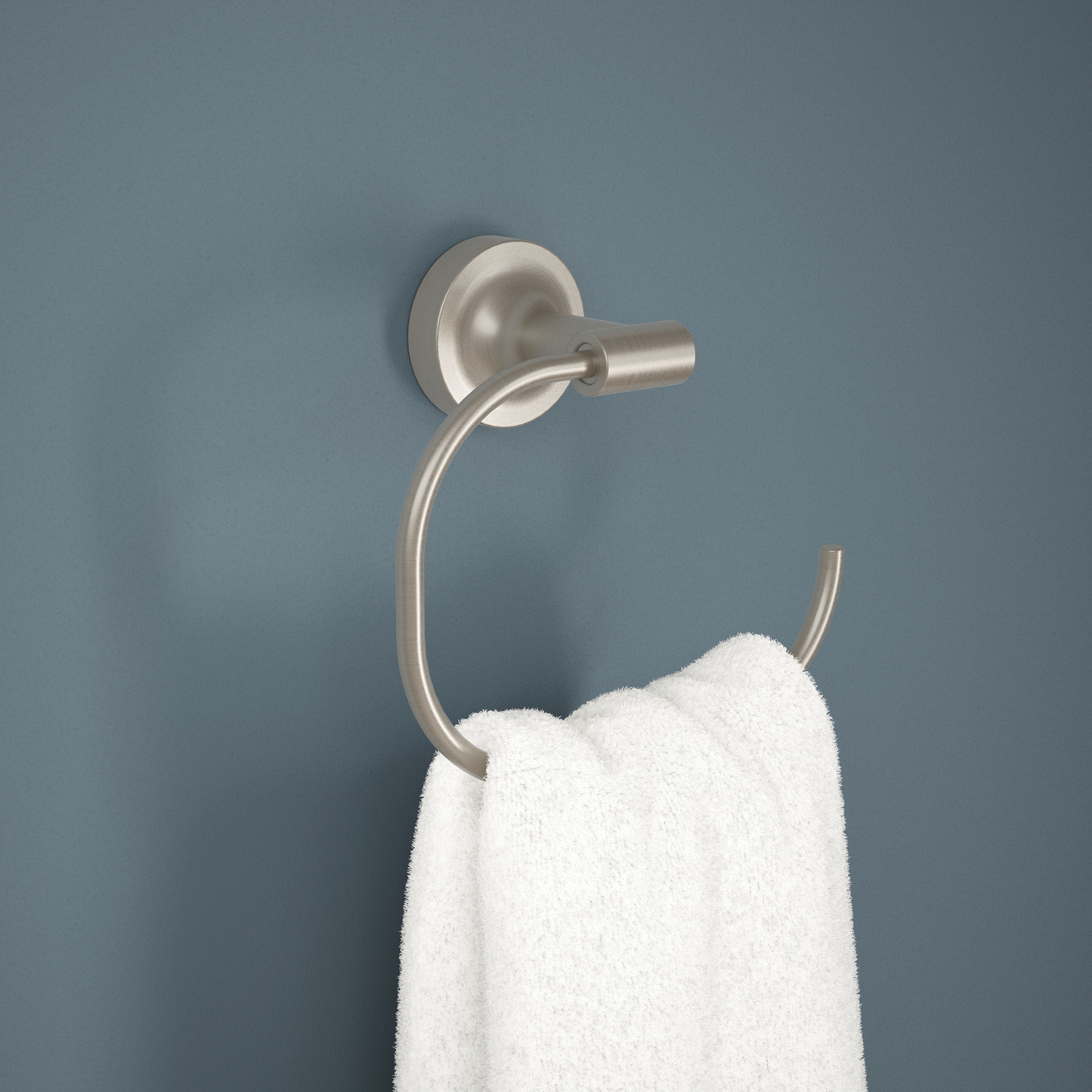 Aro para toalla de baño de pared en níquel cepillado - Franklin Brass Voisin VOI46-SN