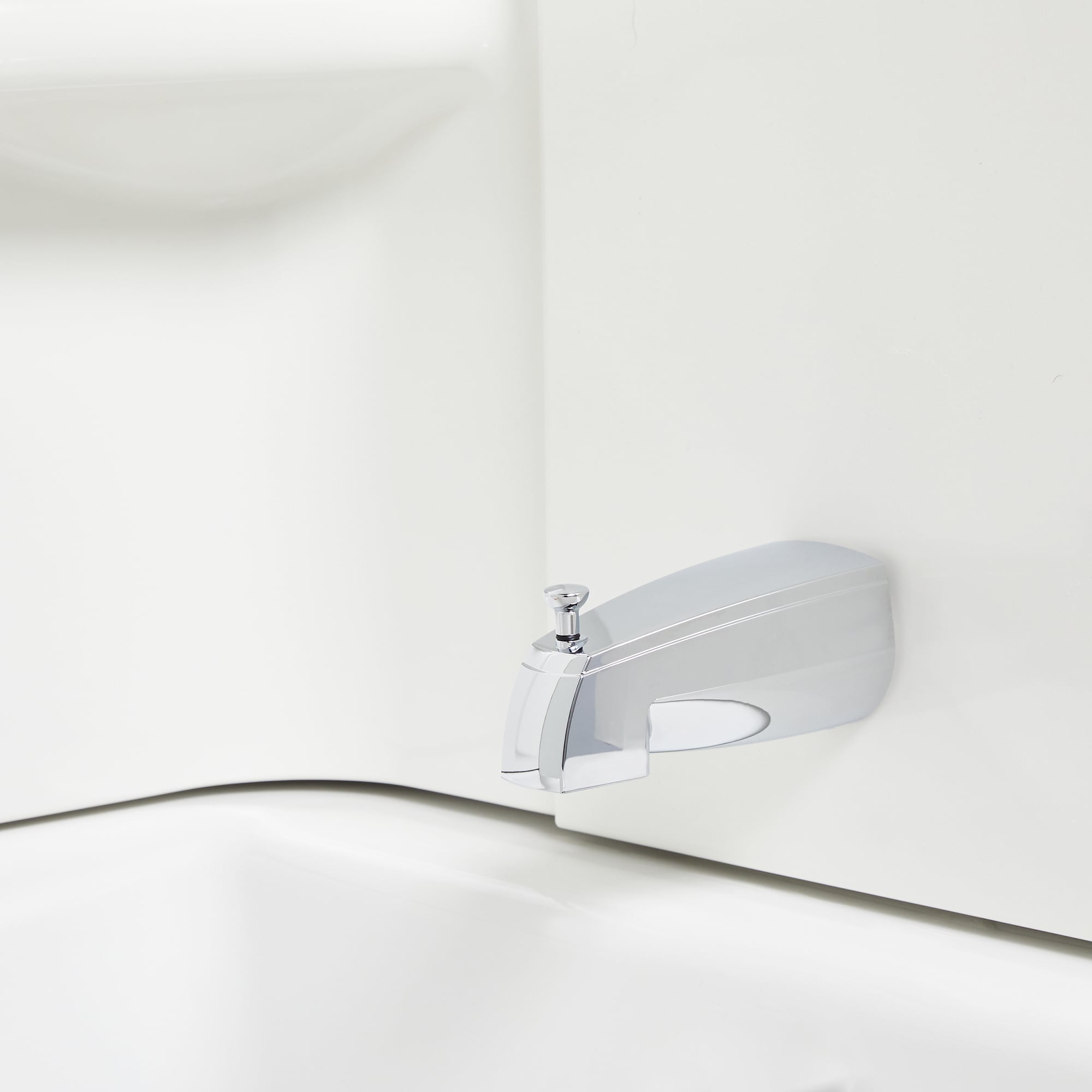 Caño para Bañera con Desviador de Cromo Delta RP5834
