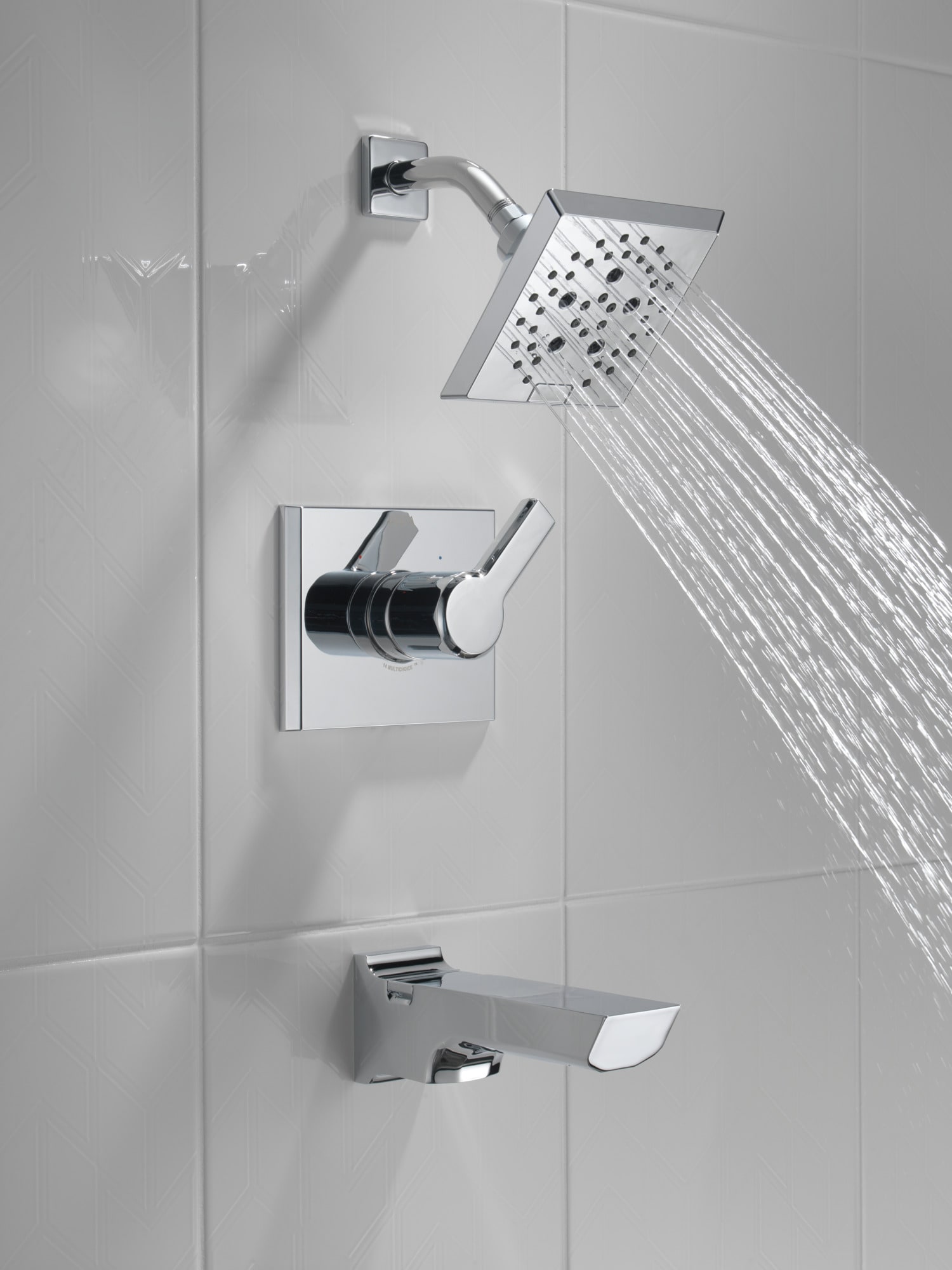 Grifo de bañera y ducha de 1 mango con funciones múltiples de 5.75 pulgadas, cuadrado, en cromo Delta Pivotal Lumicoat con válvula T14499-PR.