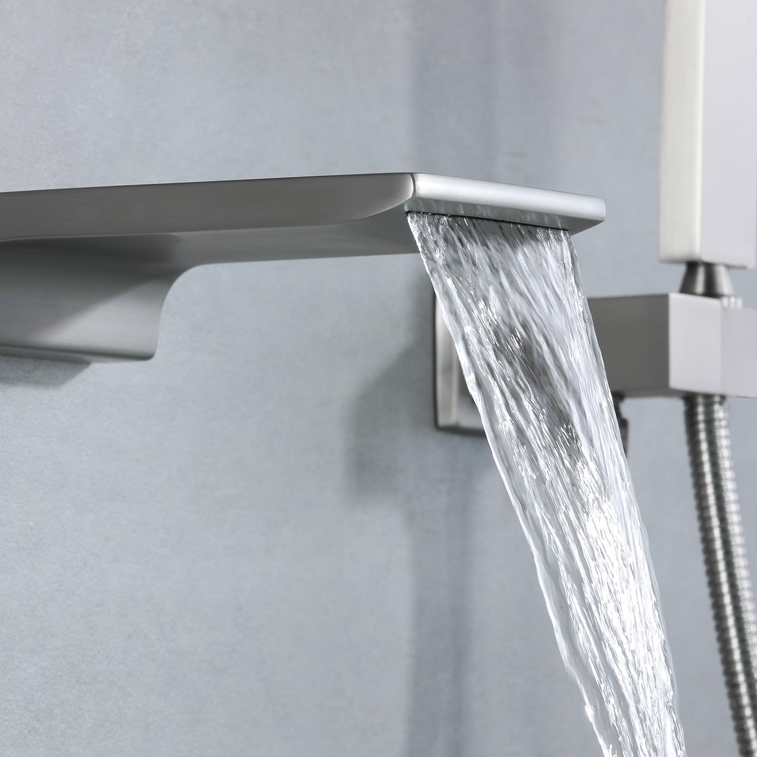 Grifo de bañera y ducha de una sola manija y 1.37 pulgadas, estilo rectangular, niquelado cepillado, cobertura SSF0200N