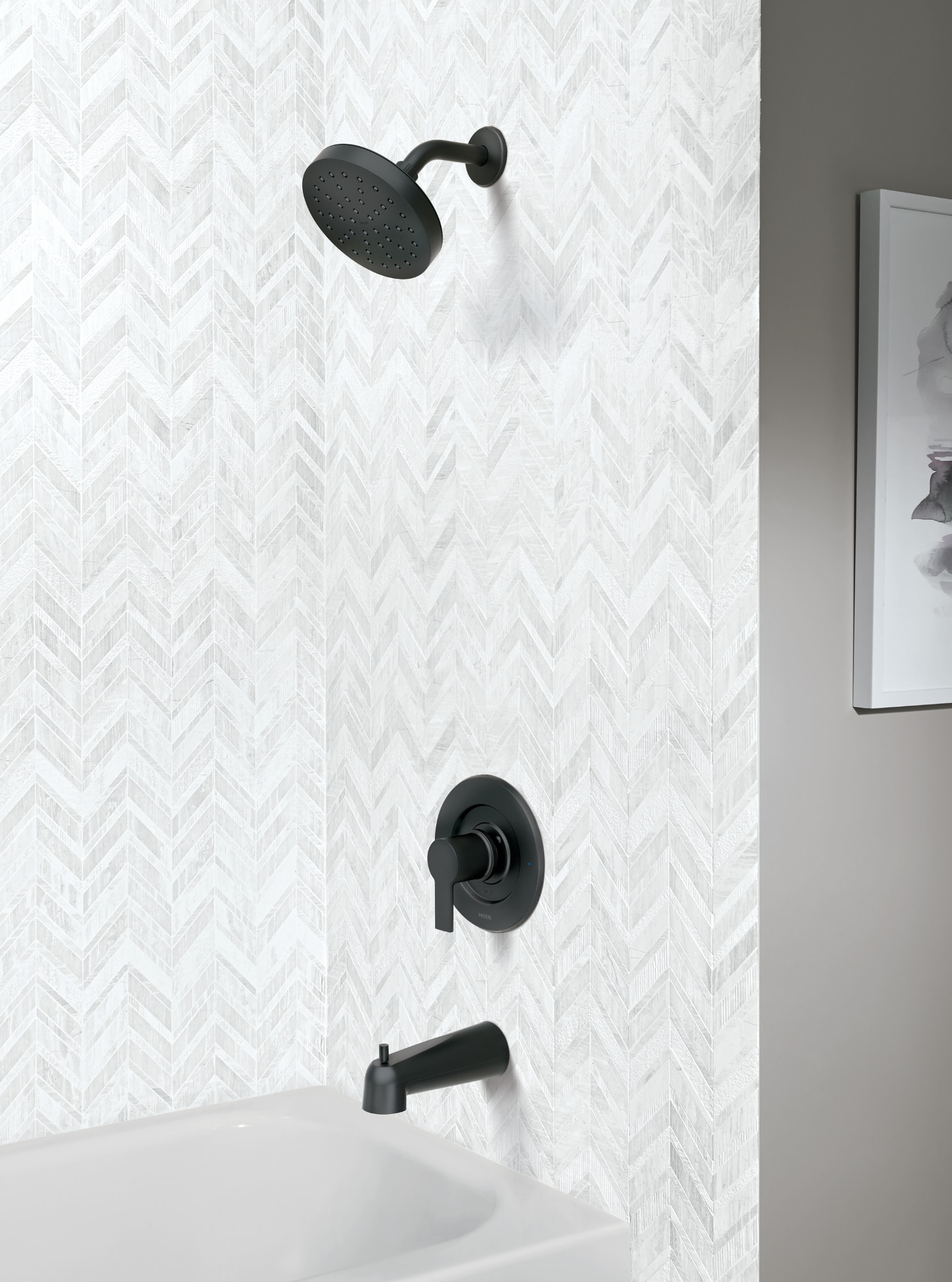 Mezcladora para bañera y regadera de una sola función Moen Rinza negro mate de 1 manija y 6.18 pulgadas con válvula 82628BL.