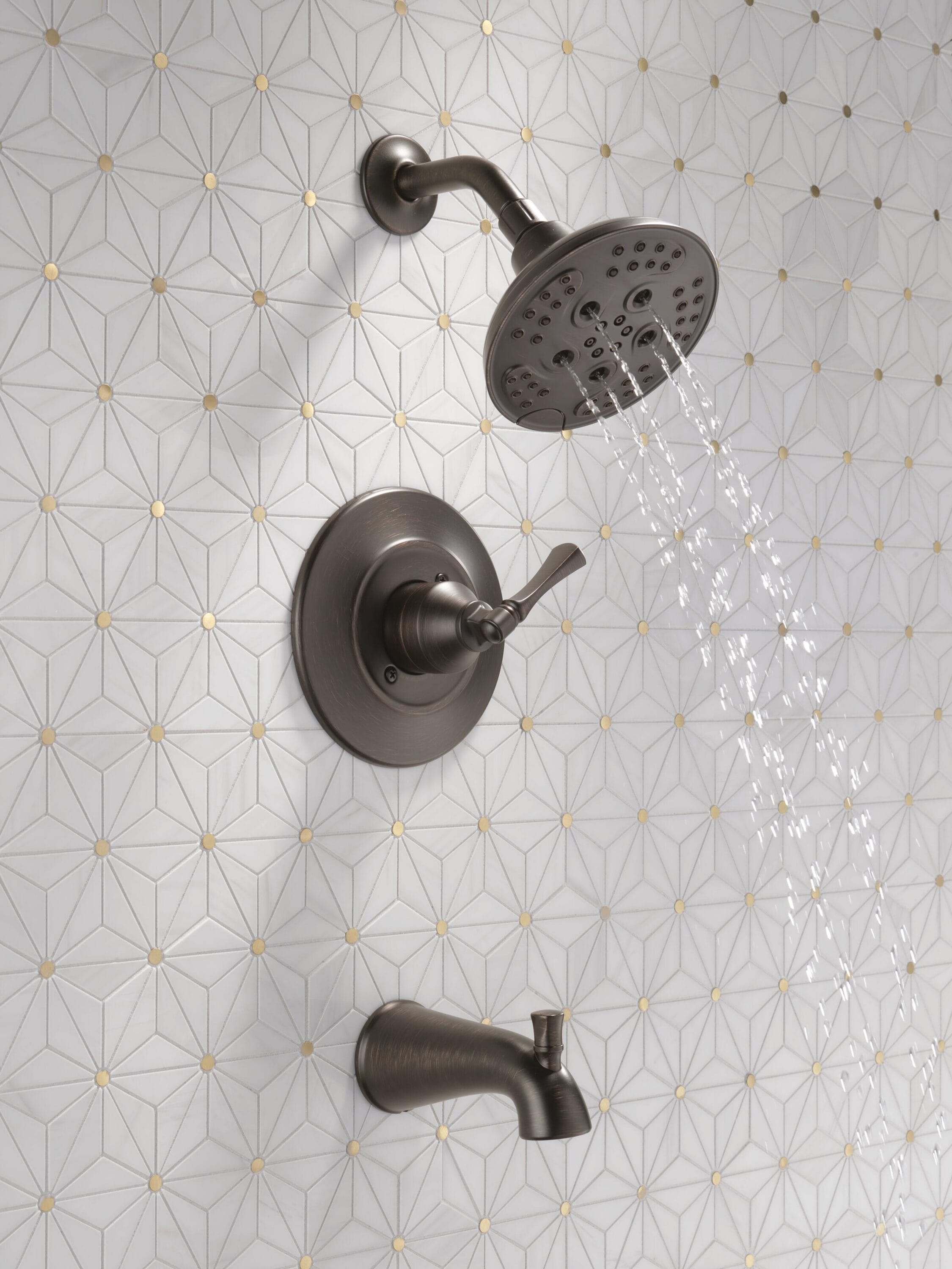 Grifo para bañera y ducha redonda de 6 pulgadas de una sola manija y función múltiple en bronce veneciano Delta Archdale con válvula 144798-RB