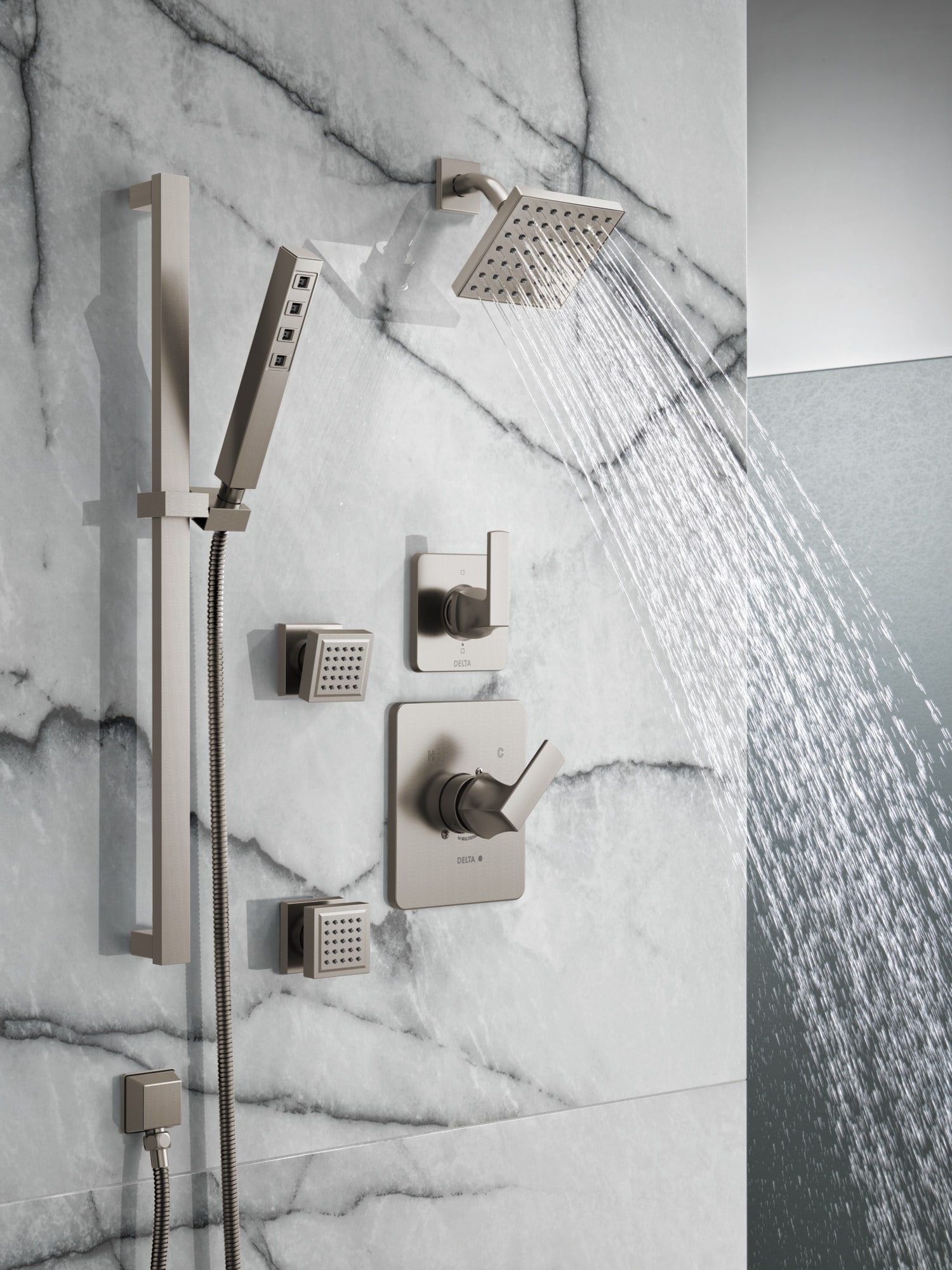 Grifo para bañera y ducha de acero inoxidable Delta Velum con un solo mango y función única de 6.5 pulgadas