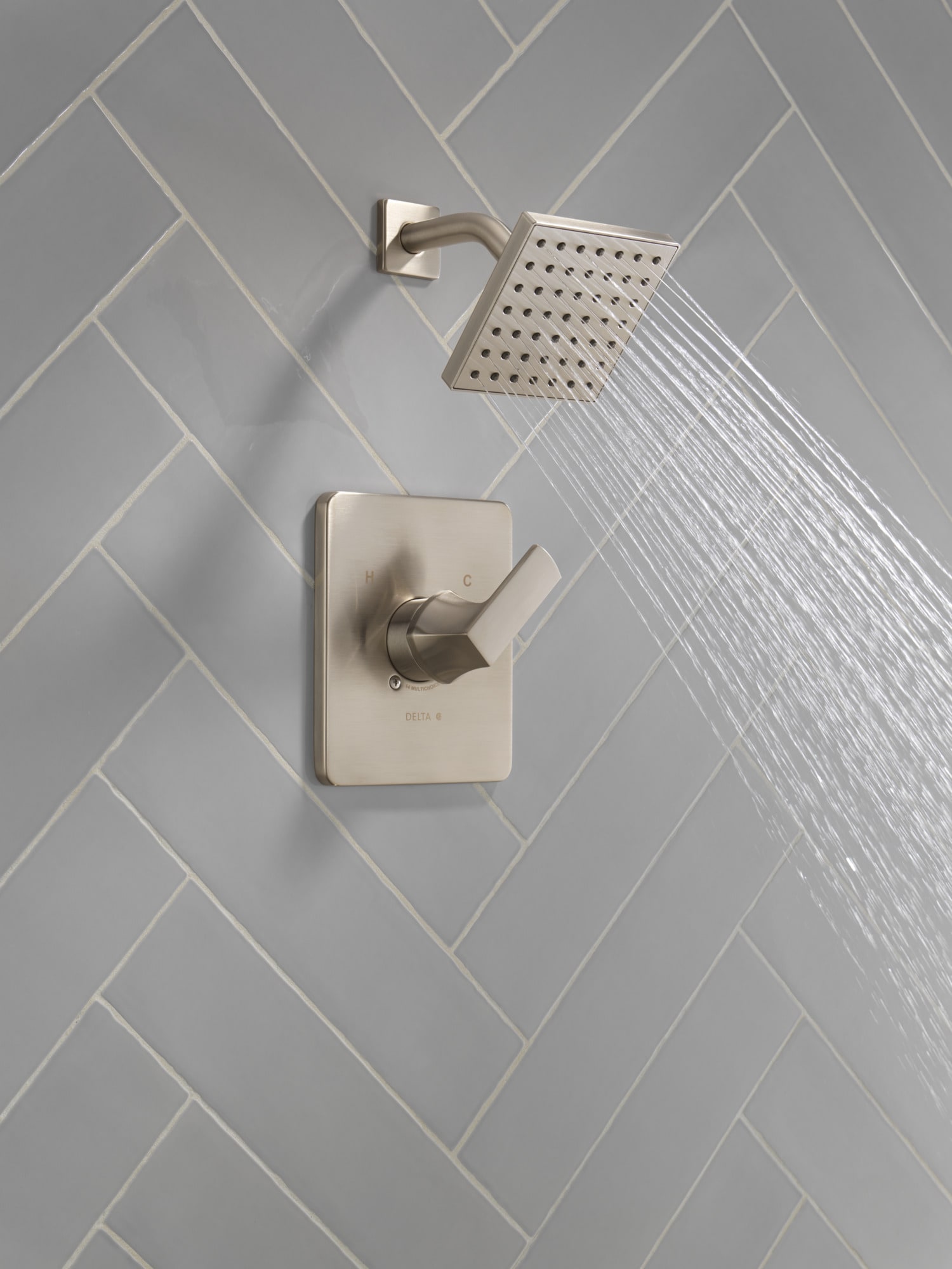 Grifo para bañera y ducha de acero inoxidable Delta Velum con un solo mango y función única de 6.5 pulgadas