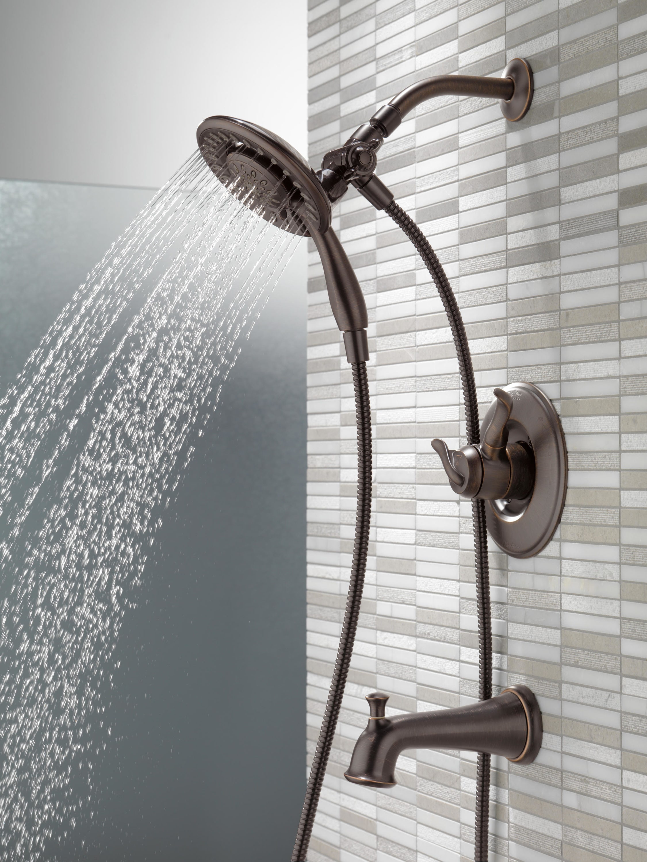 Grifo de Bañera y Ducha Redondo de 2 Manijas en Bronce Veneciano Delta Linden T17494-RB-I