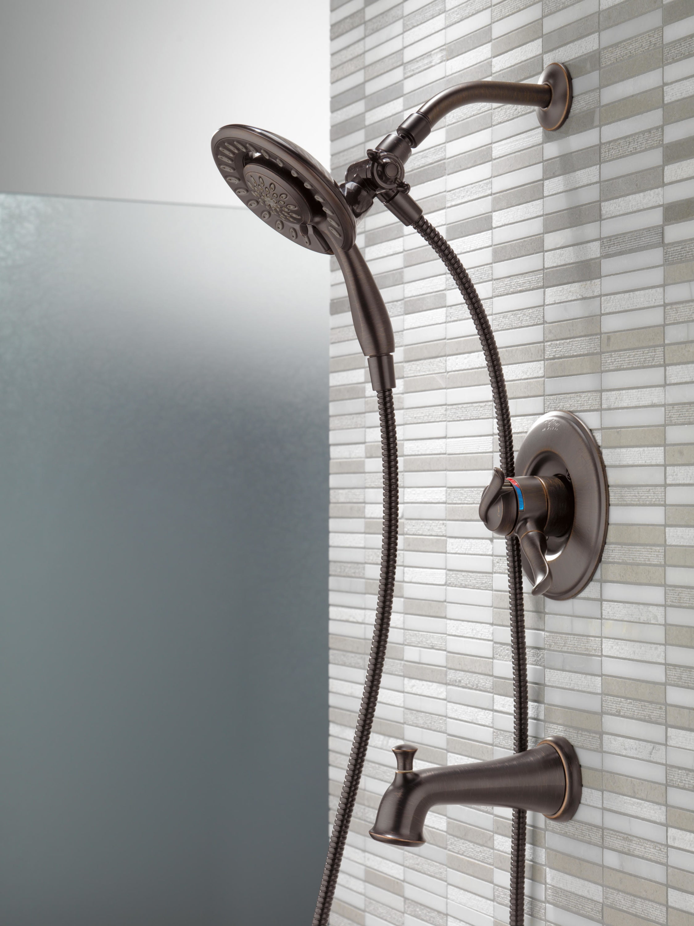 Grifo de Bañera y Ducha Redondo de 2 Manijas en Bronce Veneciano Delta Linden T17494-RB-I