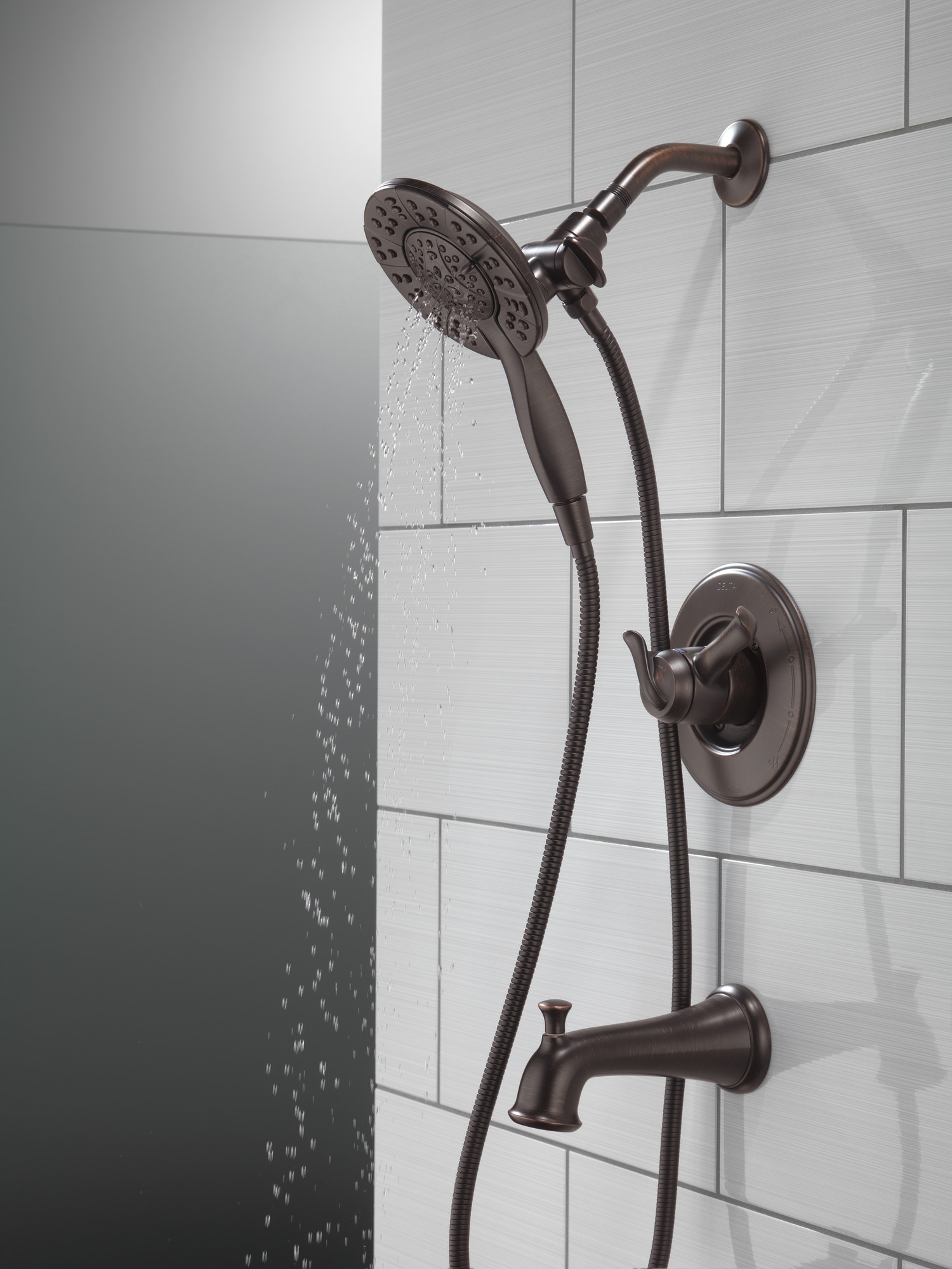Grifo de Bañera y Ducha Redondo de 2 Manijas en Bronce Veneciano Delta Linden T17494-RB-I