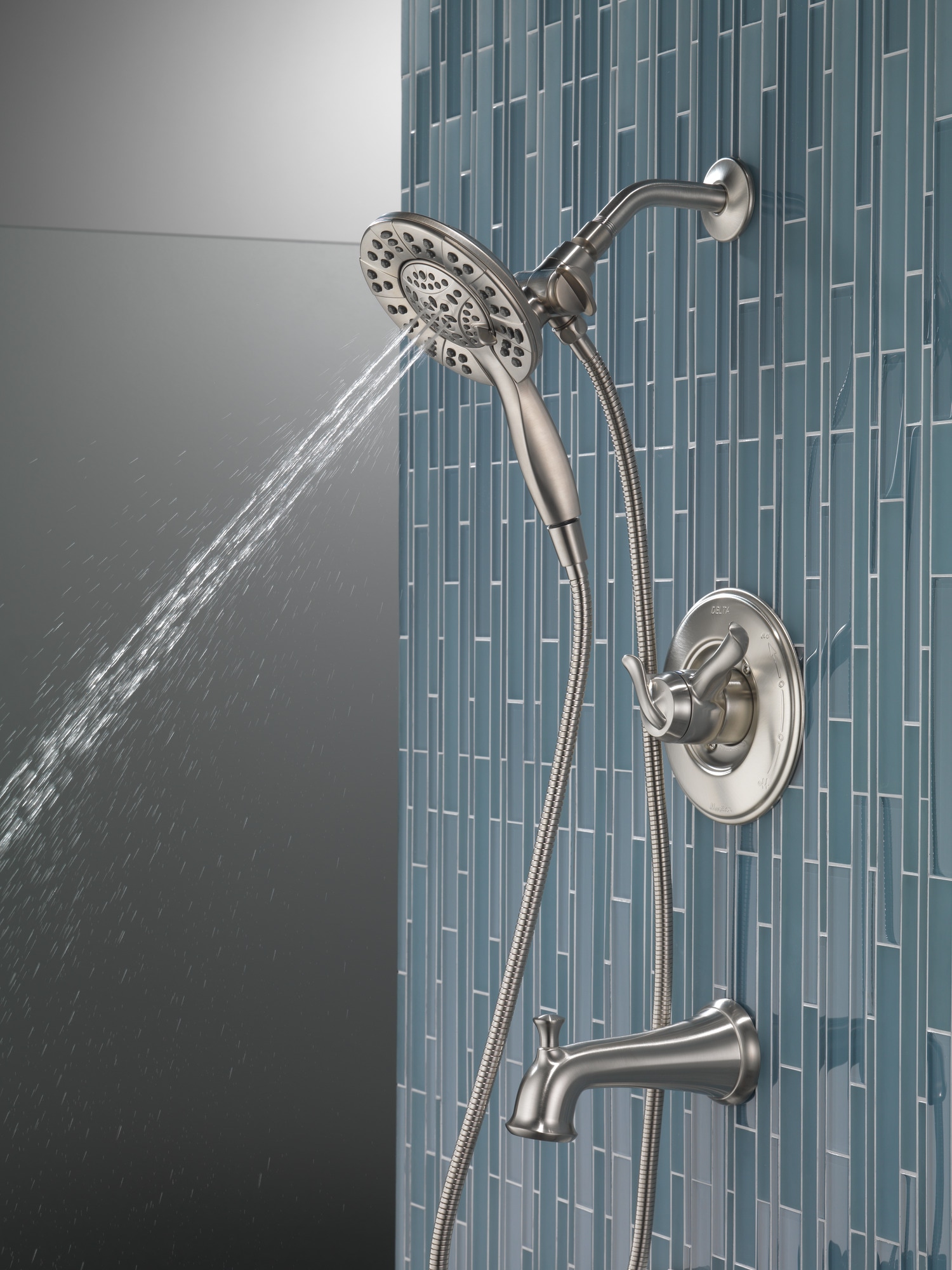 Grifo de bañera y ducha redondo de acero inoxidable Delta Linden con 2 manijas y funciones múltiples de 6.1250 pulgadas - T17494-SS-I