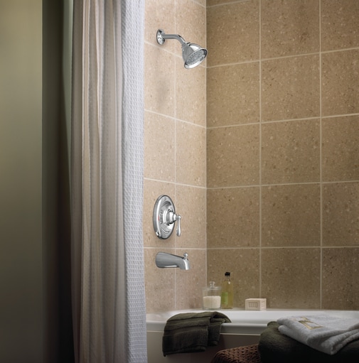 Grifo de Bañera y Ducha Redondo de Cromo de 1 Mango con Función Única y Válvula Moen Caldwell 82496EP