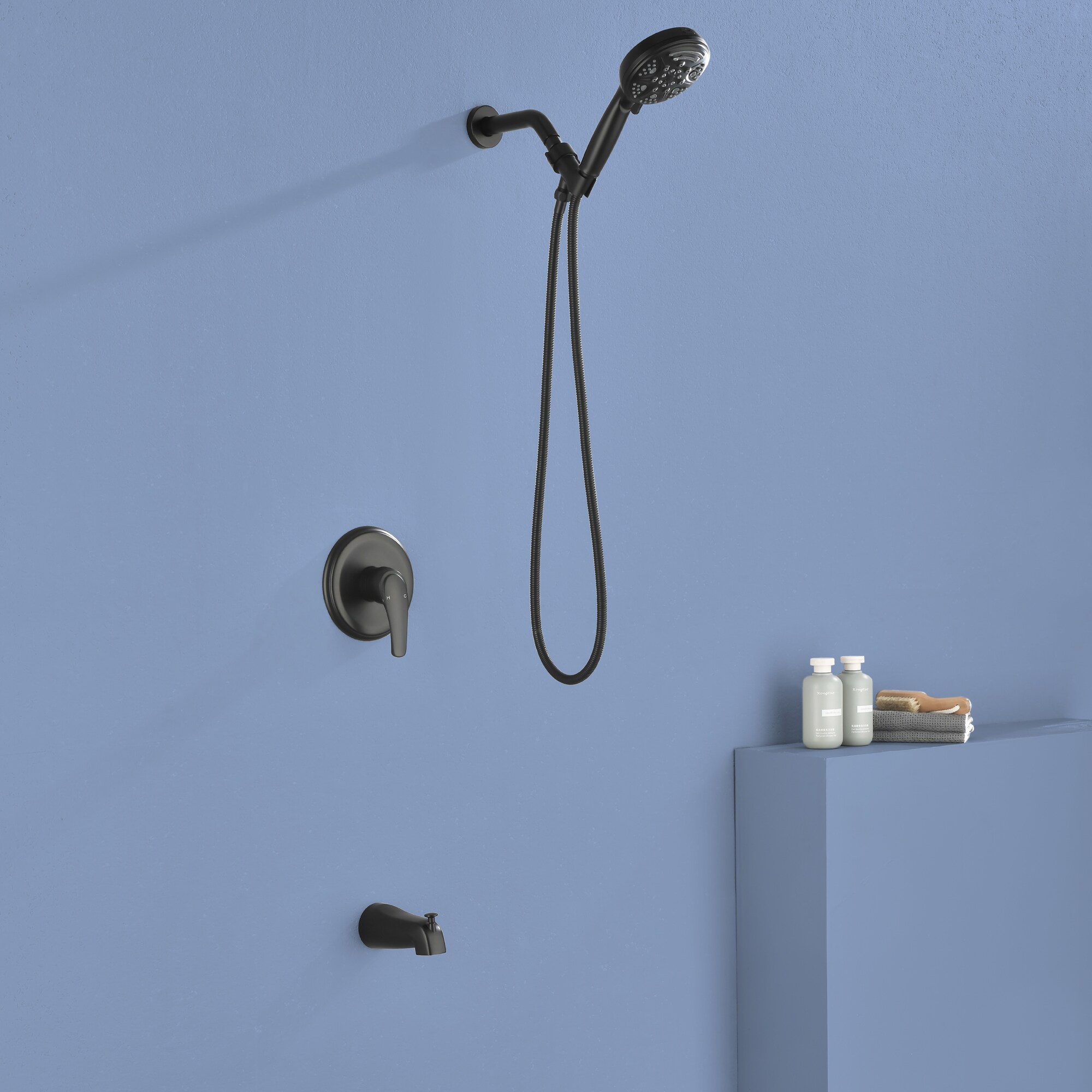 Grifo para bañera y ducha redonda de 5 pulgadas con acabado mate negro y válvula de un mango WELLFOR WA4003MB02