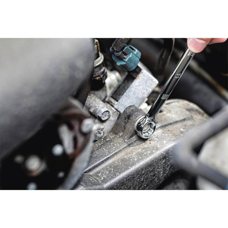 Juego de herramientas para mecánicos DEWALT (205 piezas) - DWMT81534